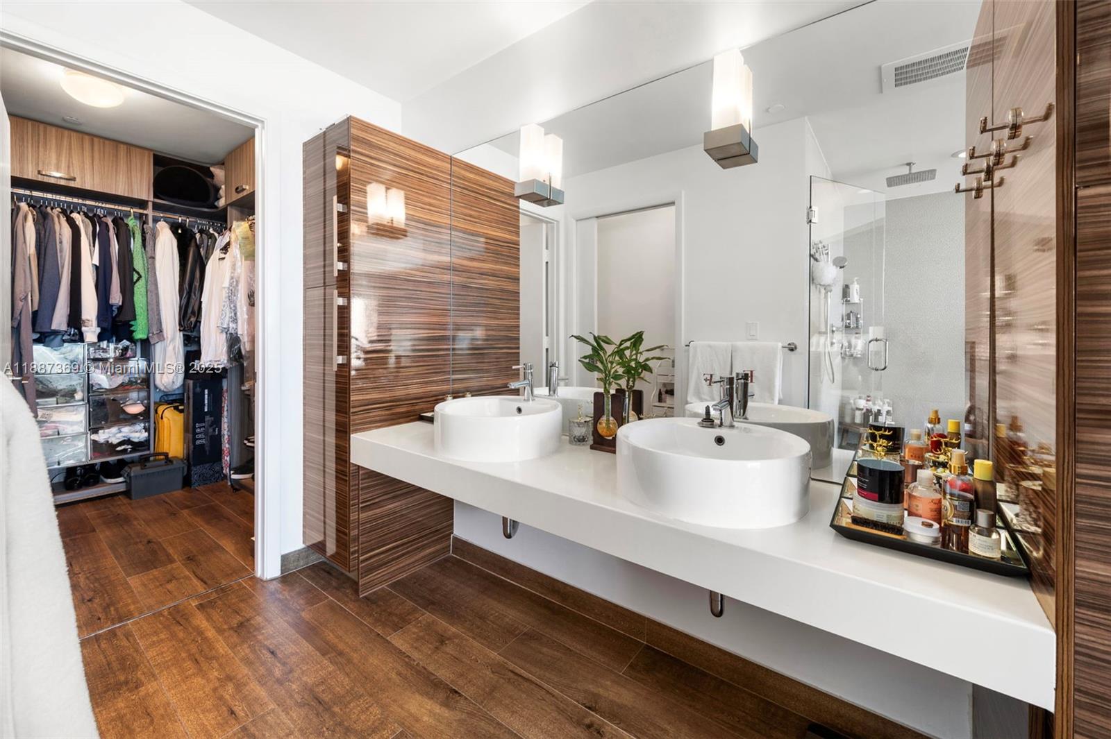 2020 N Bayshore Dr #3501, Miami FL 33137