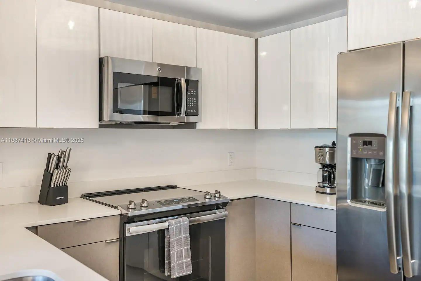 321 NE 26th St #501, Miami FL 33137