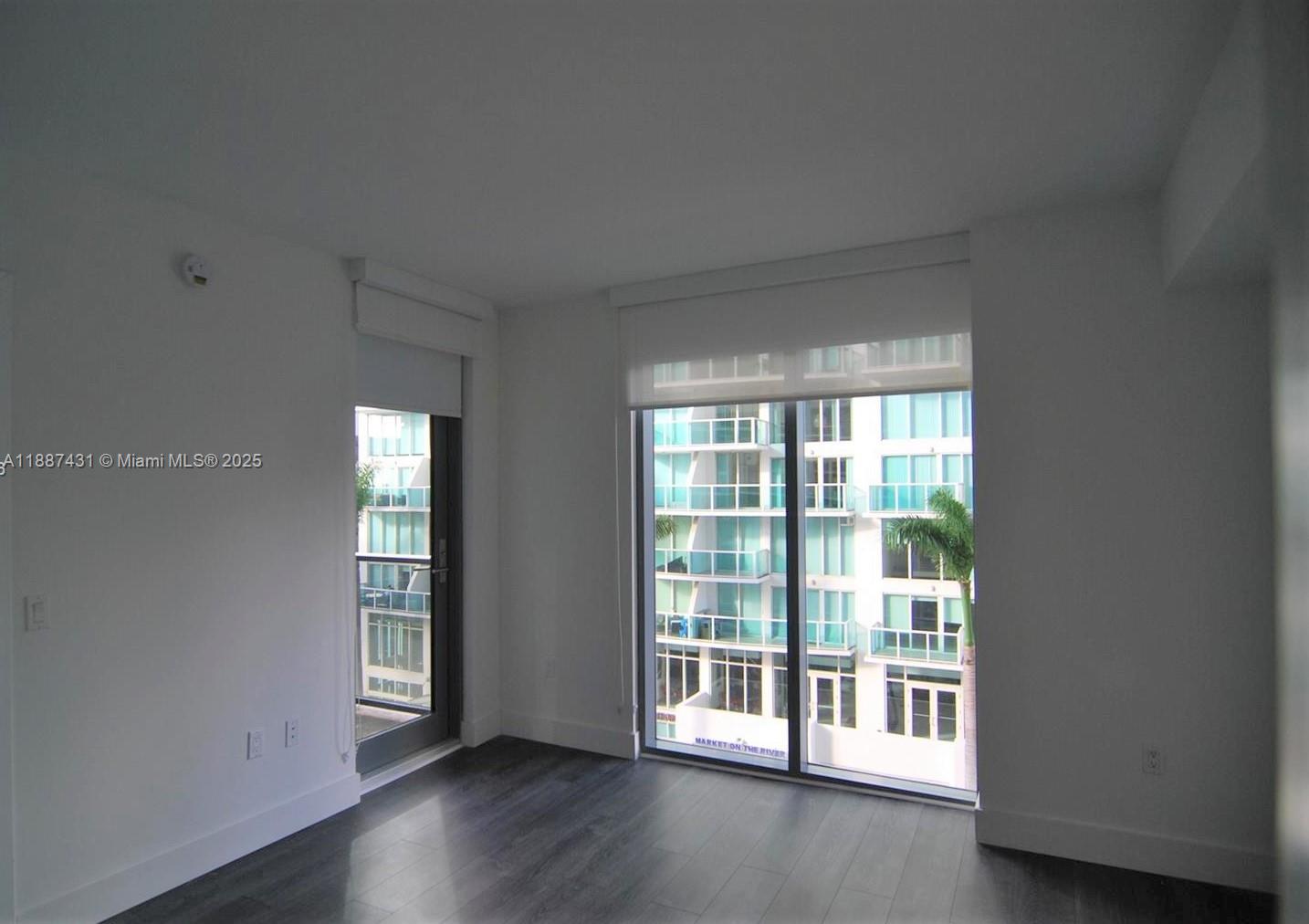 31 SE 6th St #606, Miami FL 33131