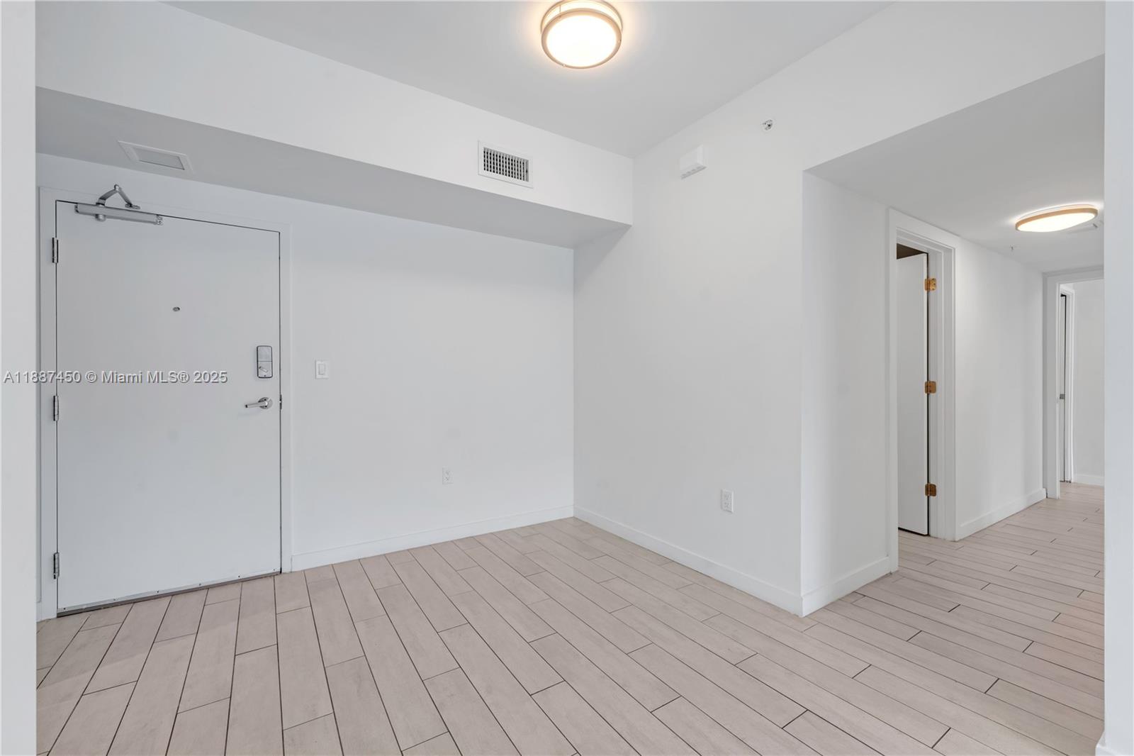 321 NE 26th St #907, Miami FL 33137