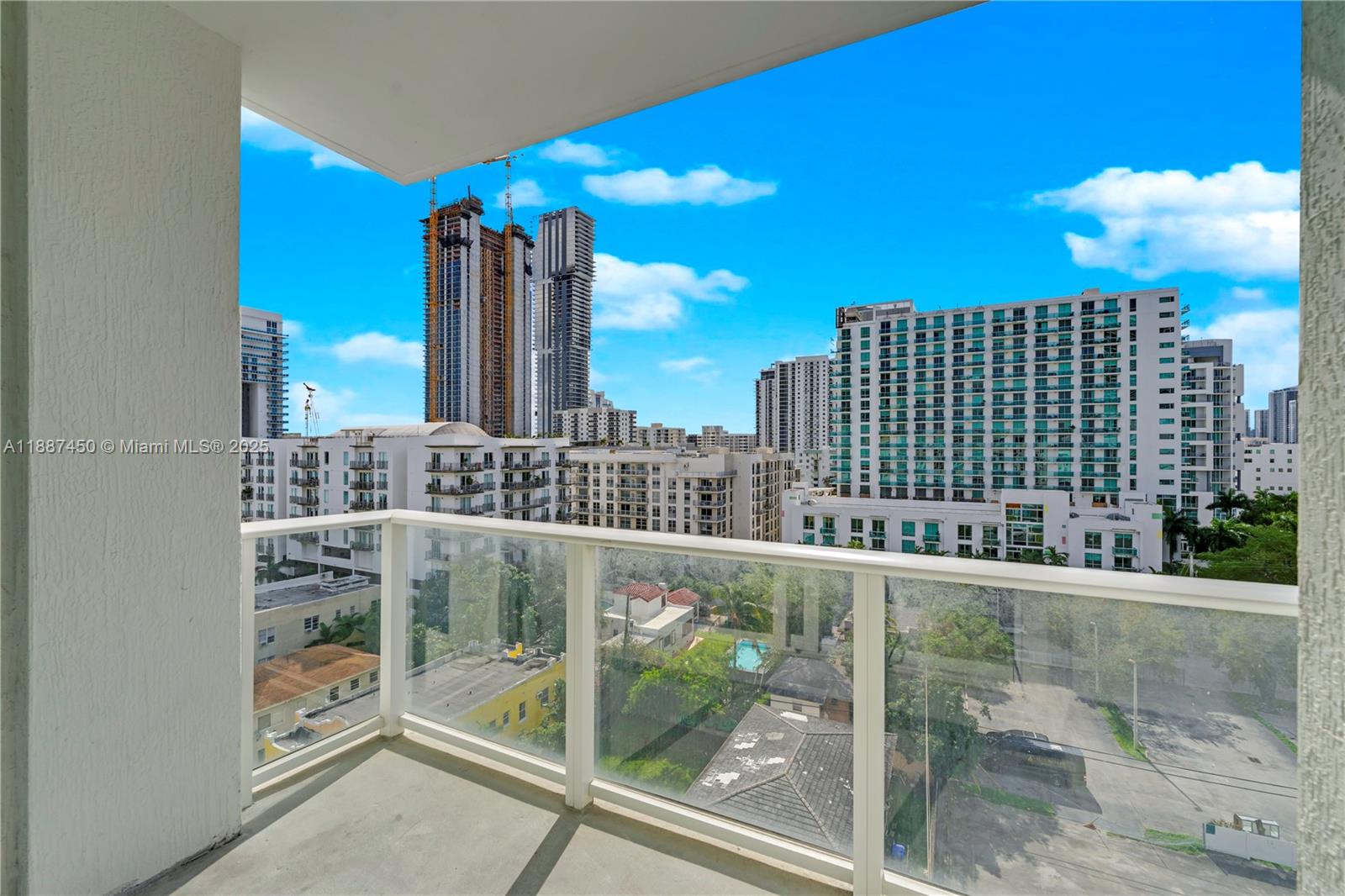 321 NE 26th St #907, Miami FL 33137
