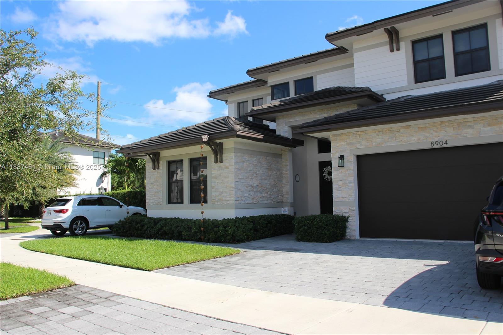 8904 SW 69th Ter, Miami FL 33173