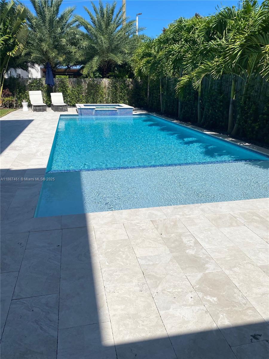 8904 SW 69th Ter, Miami FL 33173
