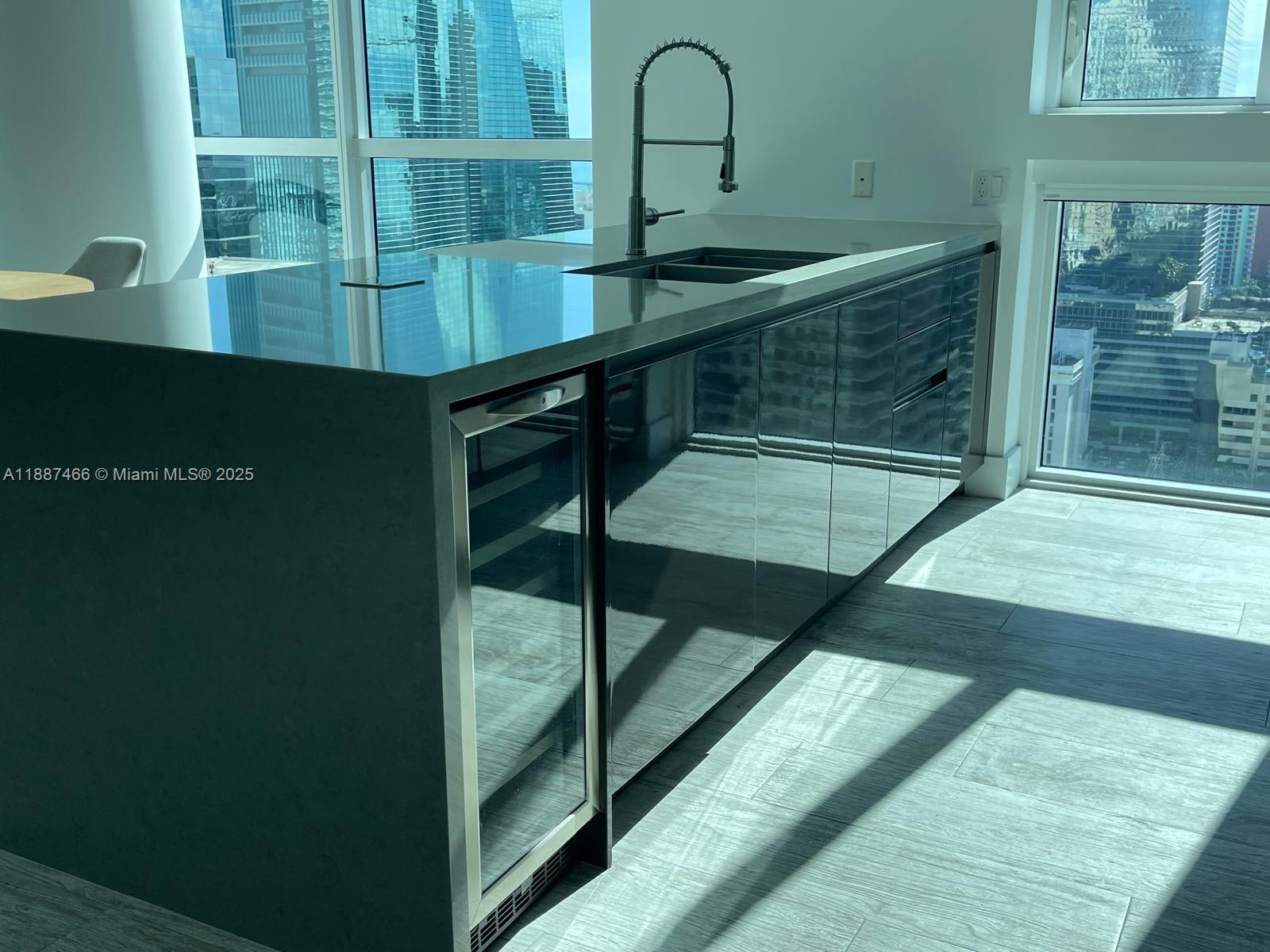 1080 Brickell Ave #2700, Miami FL 33131