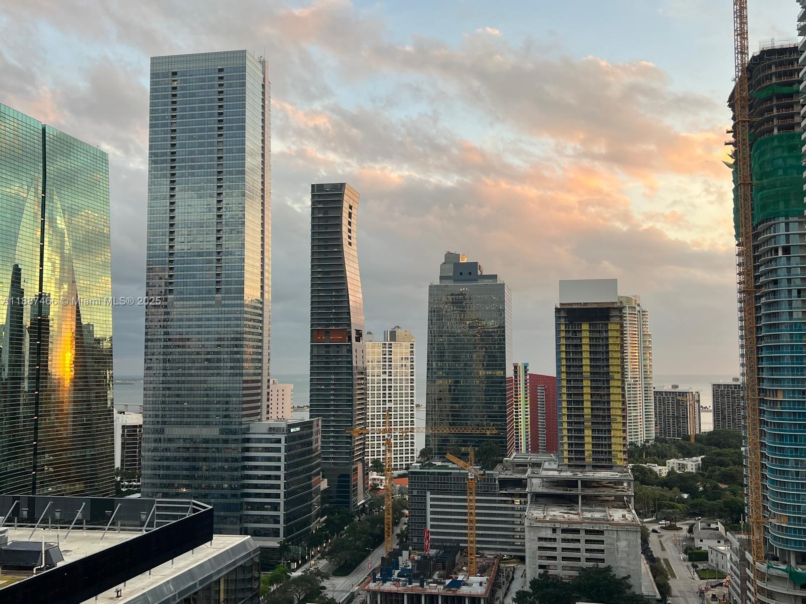 1080 Brickell Ave #2700, Miami FL 33131