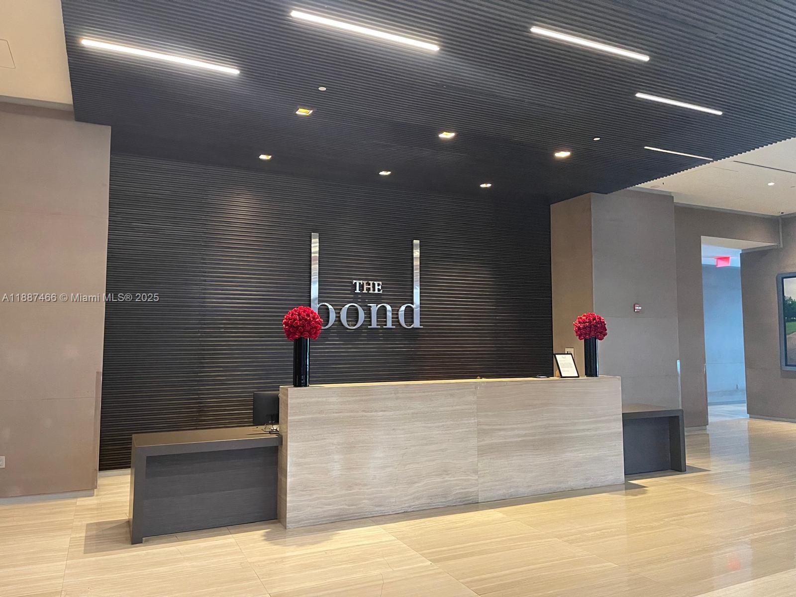 1080 Brickell Ave #2700, Miami FL 33131