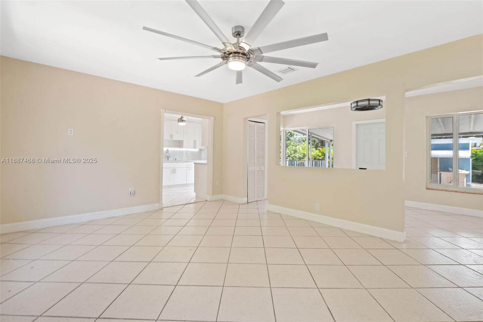 573 Palmetto Dr, Miami Springs FL 33166
