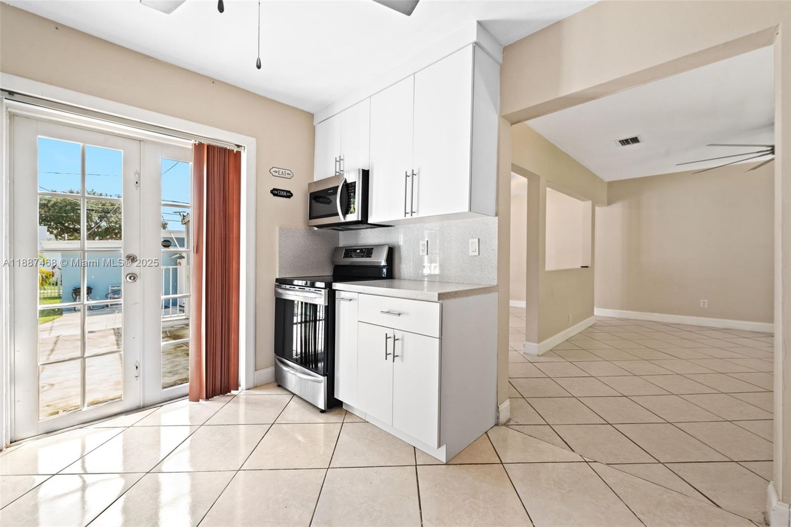 573 Palmetto Dr, Miami Springs FL 33166