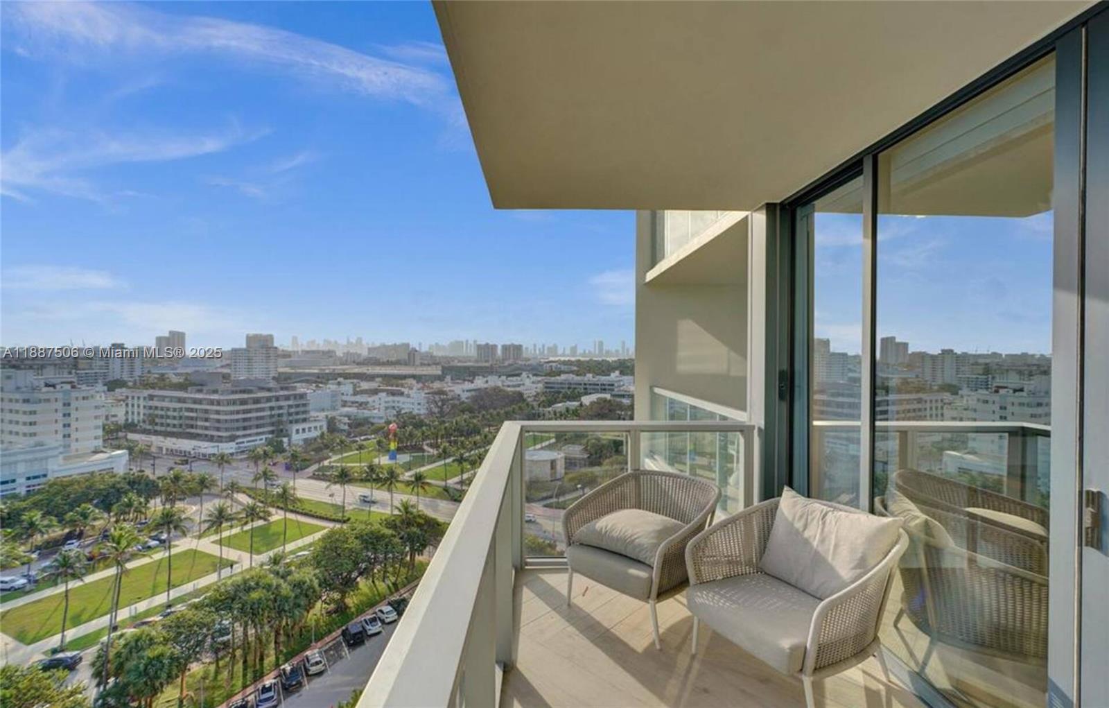 2201 Collins Avenue #1214, Miami Beach FL 33139