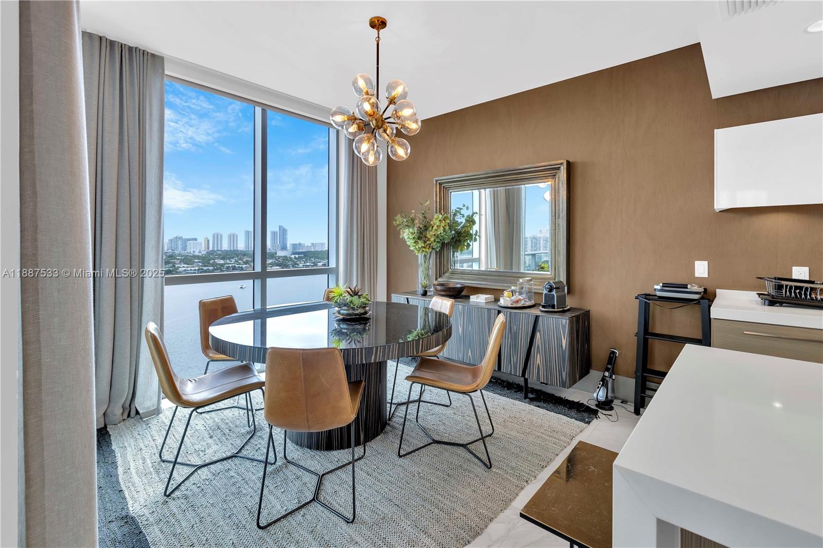 17111 Biscayne Blvd #1709, North Miami Beach FL 33160