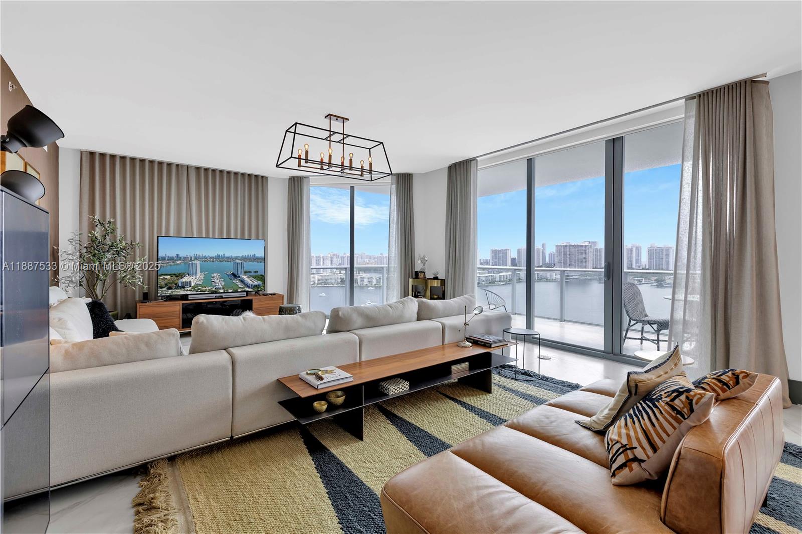 17111 Biscayne Blvd #1709, North Miami Beach FL 33160