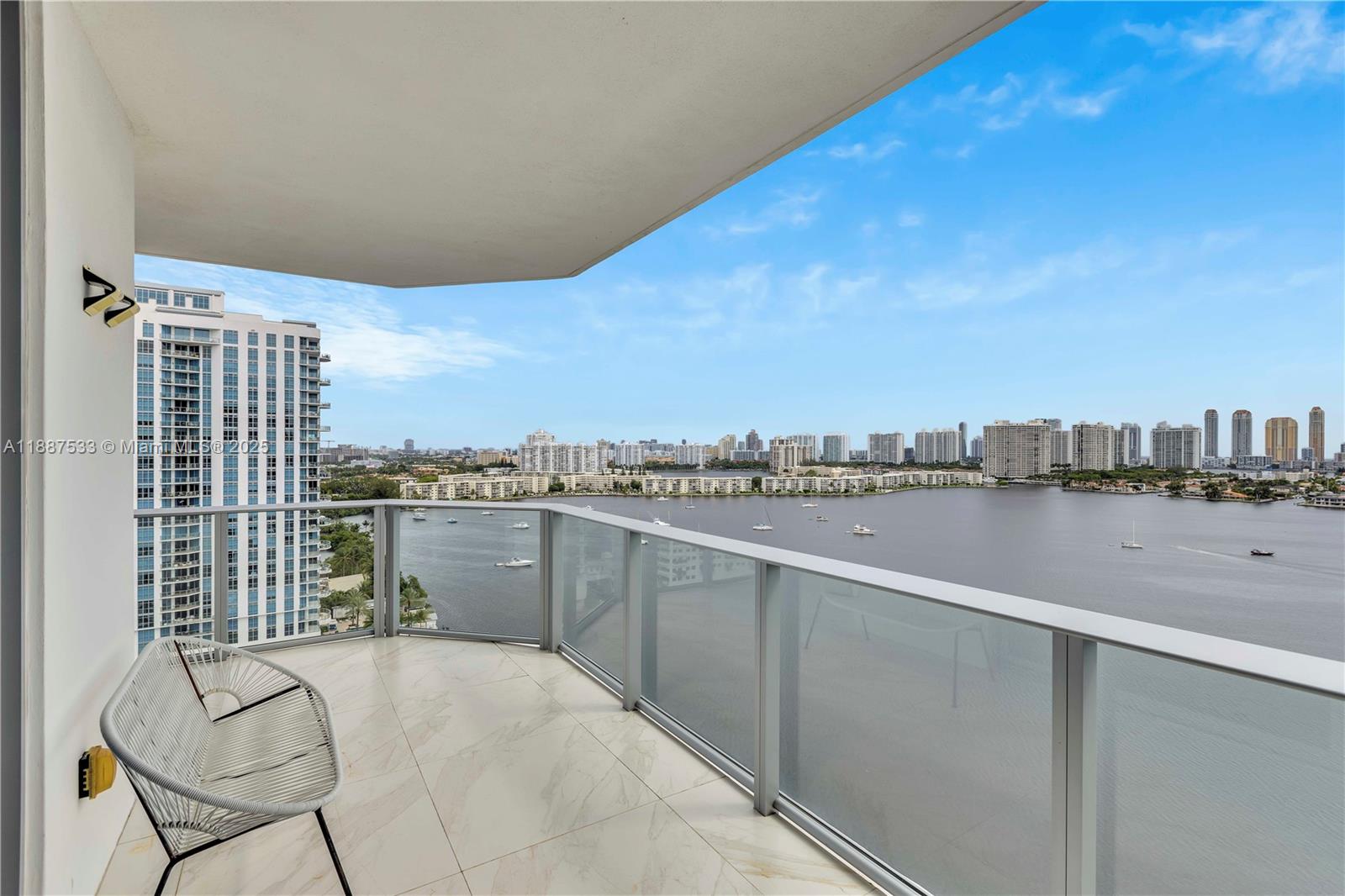17111 Biscayne Blvd #1709, North Miami Beach FL 33160