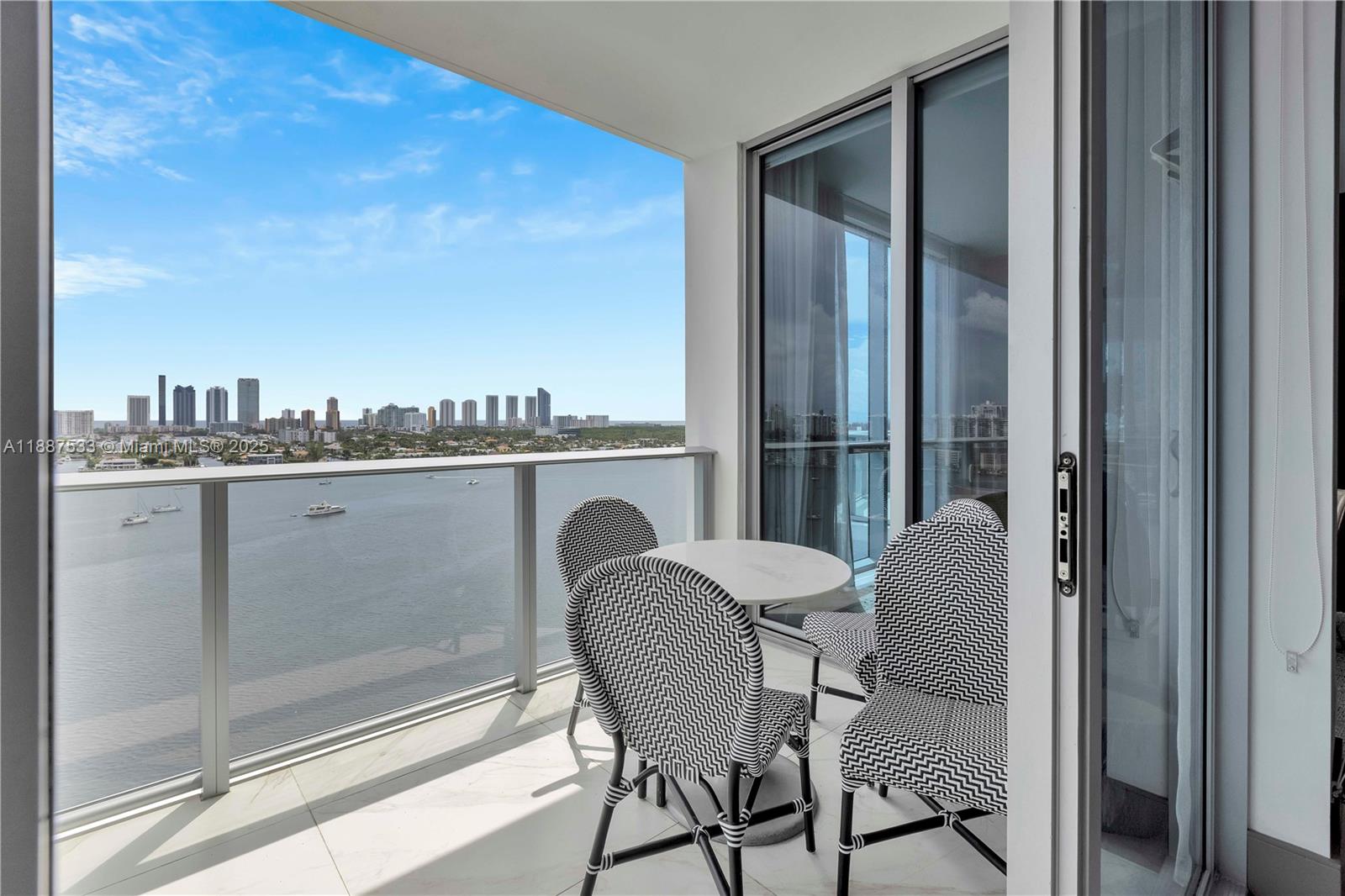 17111 Biscayne Blvd #1709, North Miami Beach FL 33160