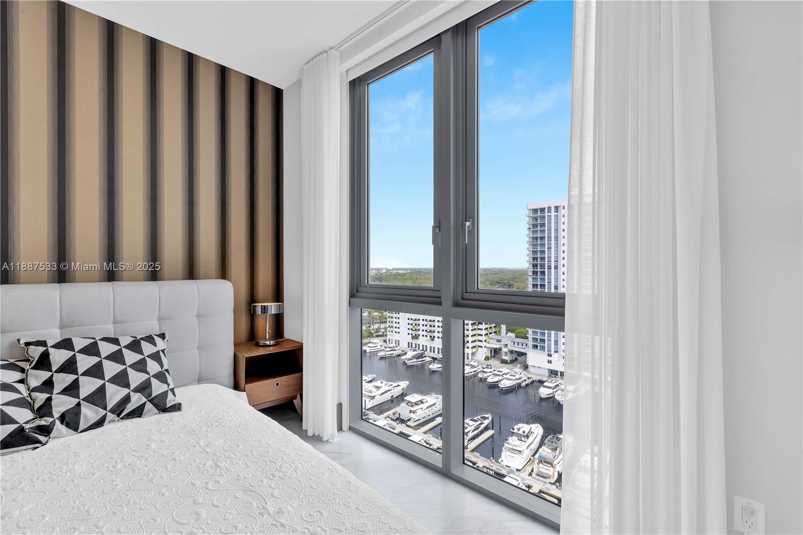 17111 Biscayne Blvd #1709, North Miami Beach FL 33160