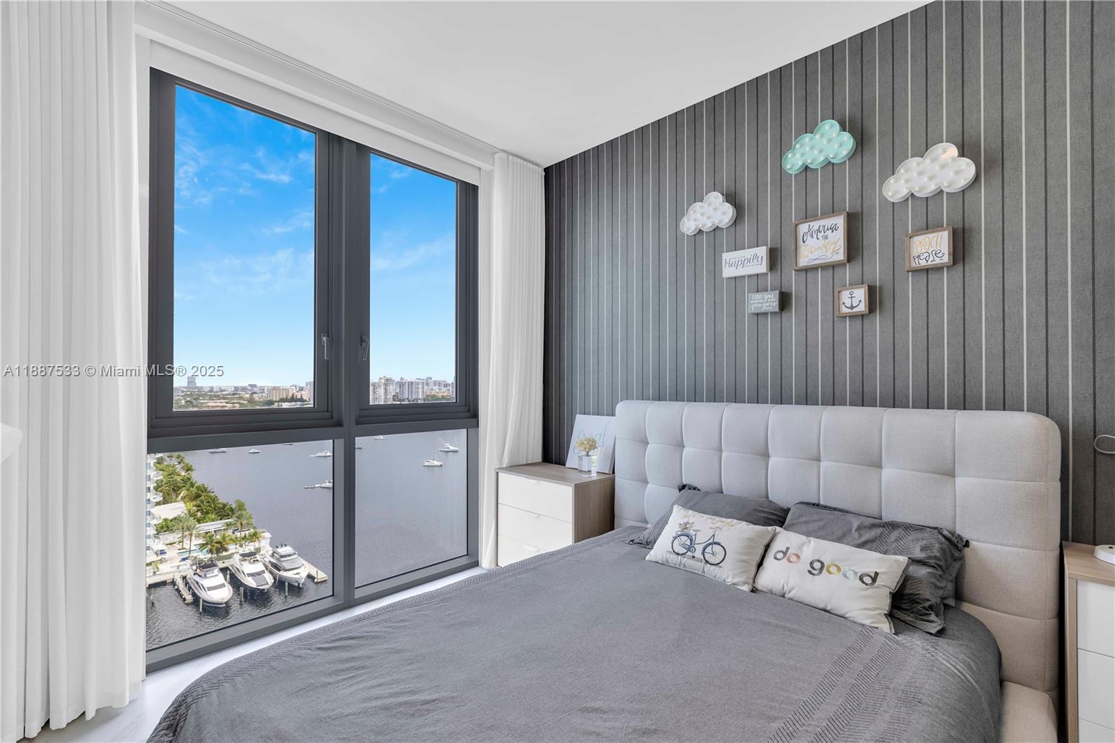17111 Biscayne Blvd #1709, North Miami Beach FL 33160