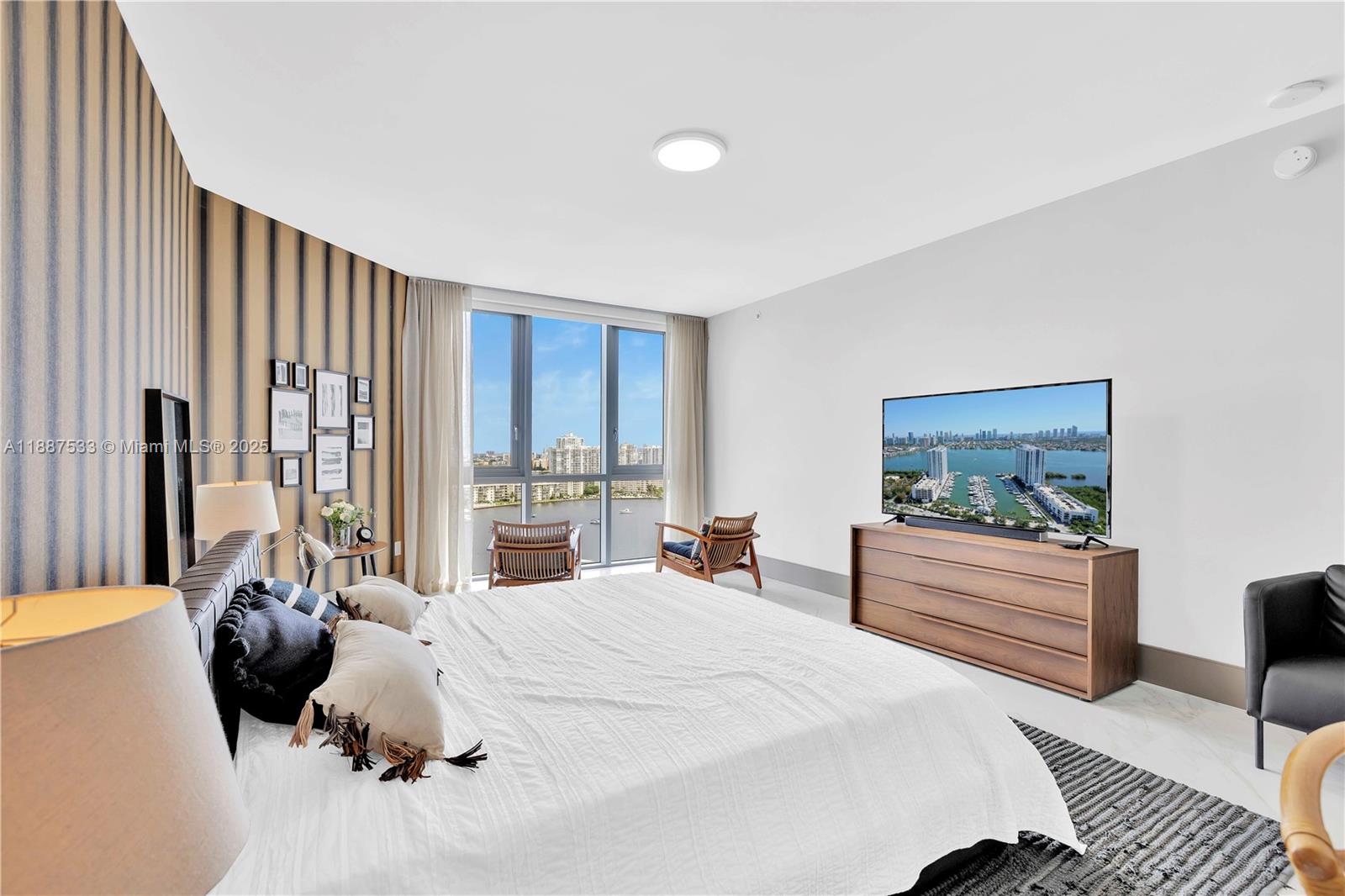 17111 Biscayne Blvd #1709, North Miami Beach FL 33160