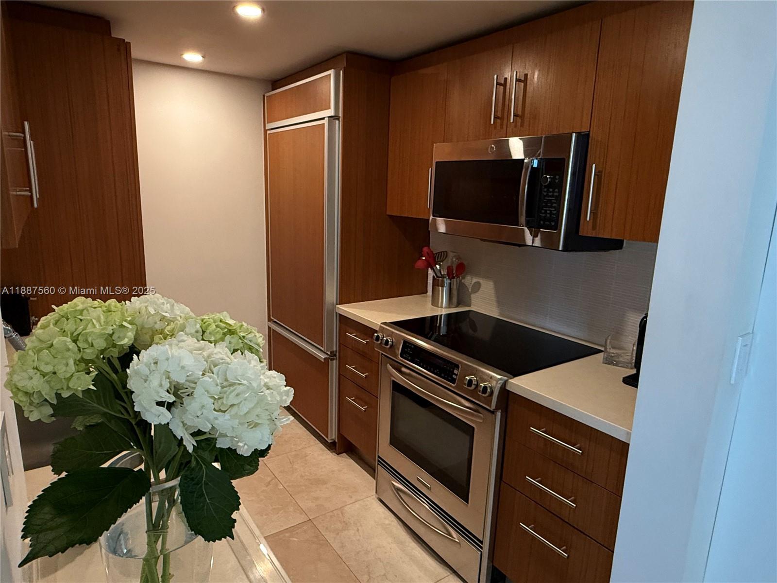 10275 Collins Ave #533, Bal Harbour FL 33154