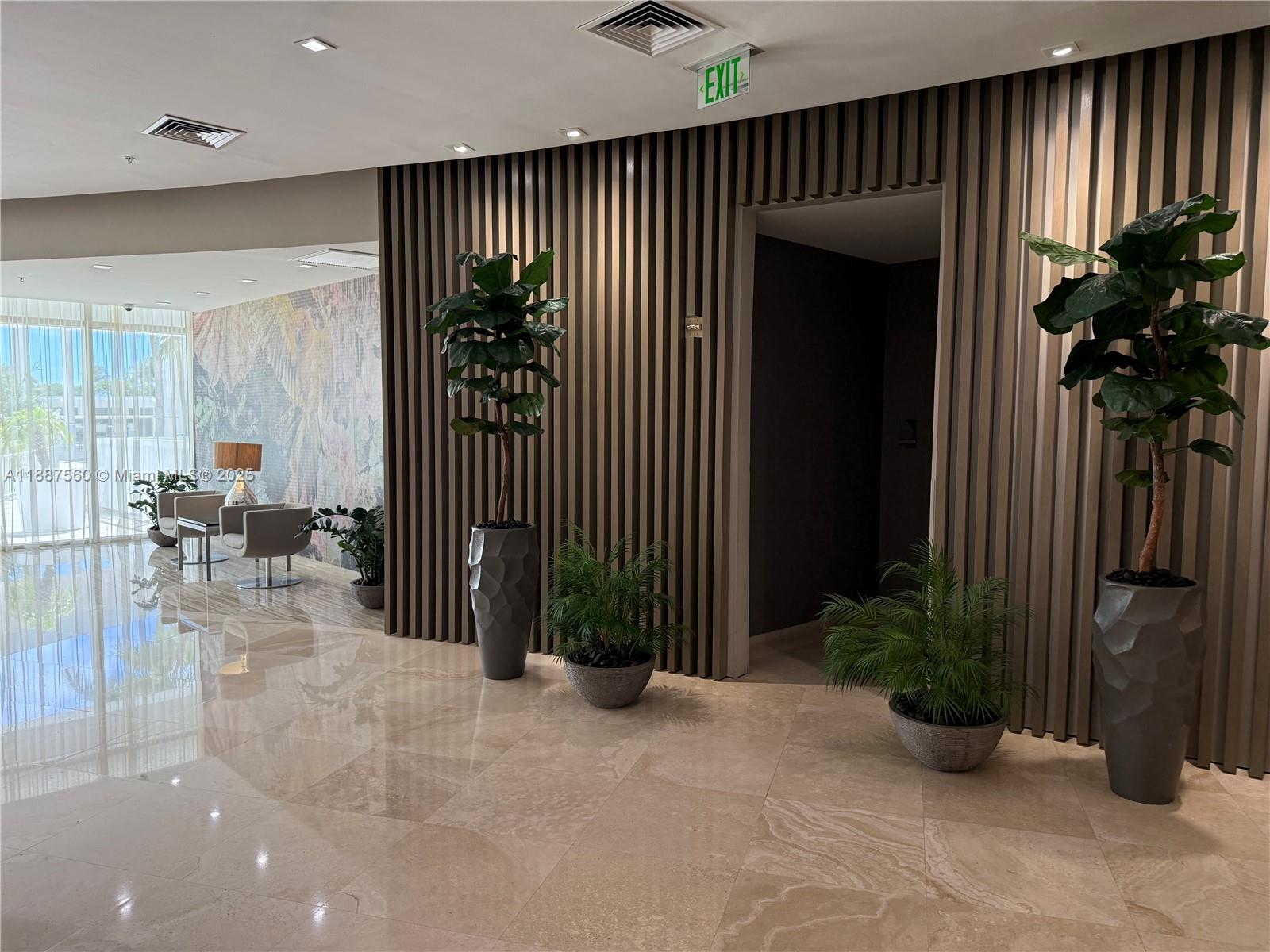 10275 Collins Ave #533, Bal Harbour FL 33154