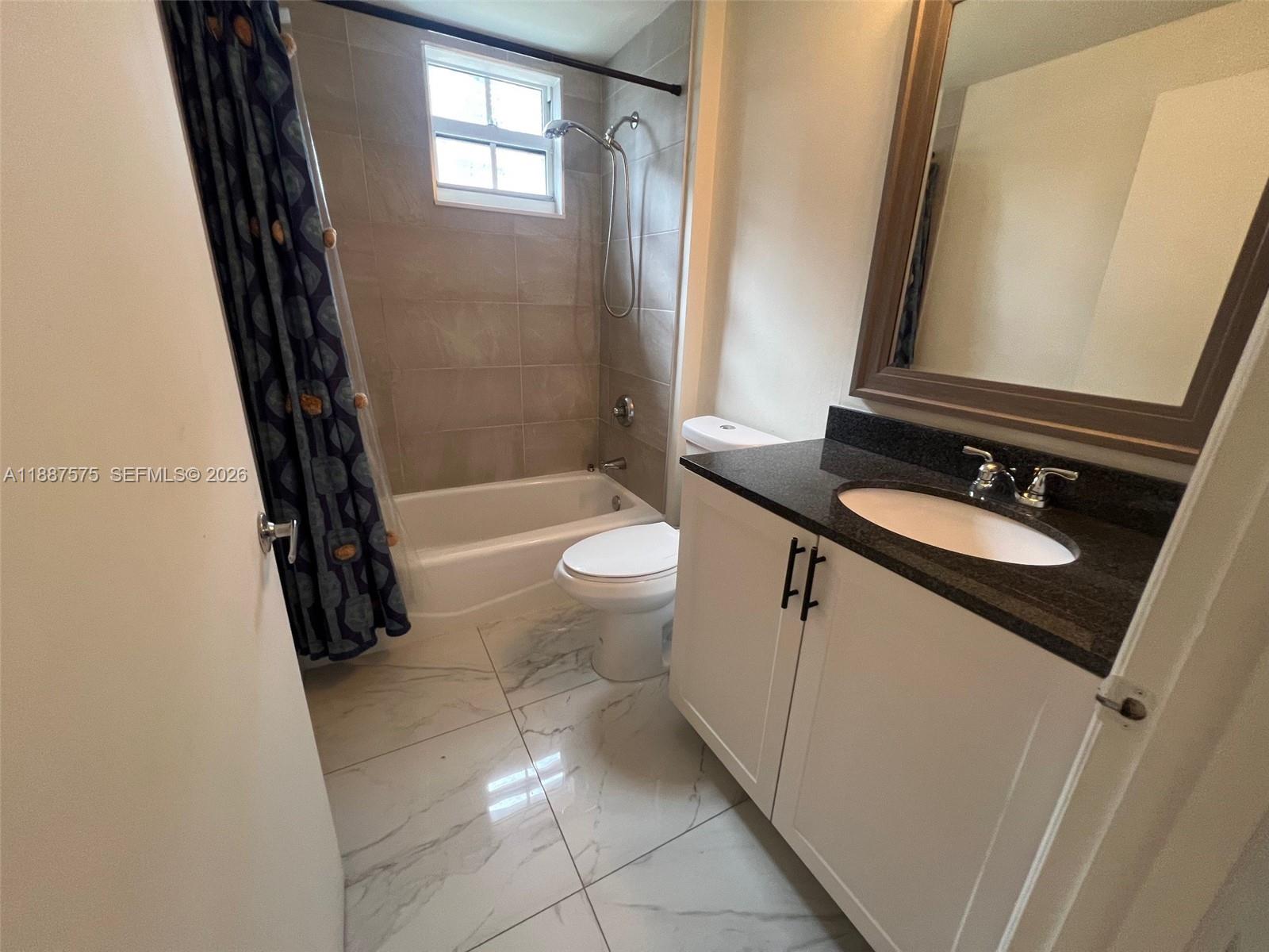 185 SE 14th Ter #910, Miami FL 33131