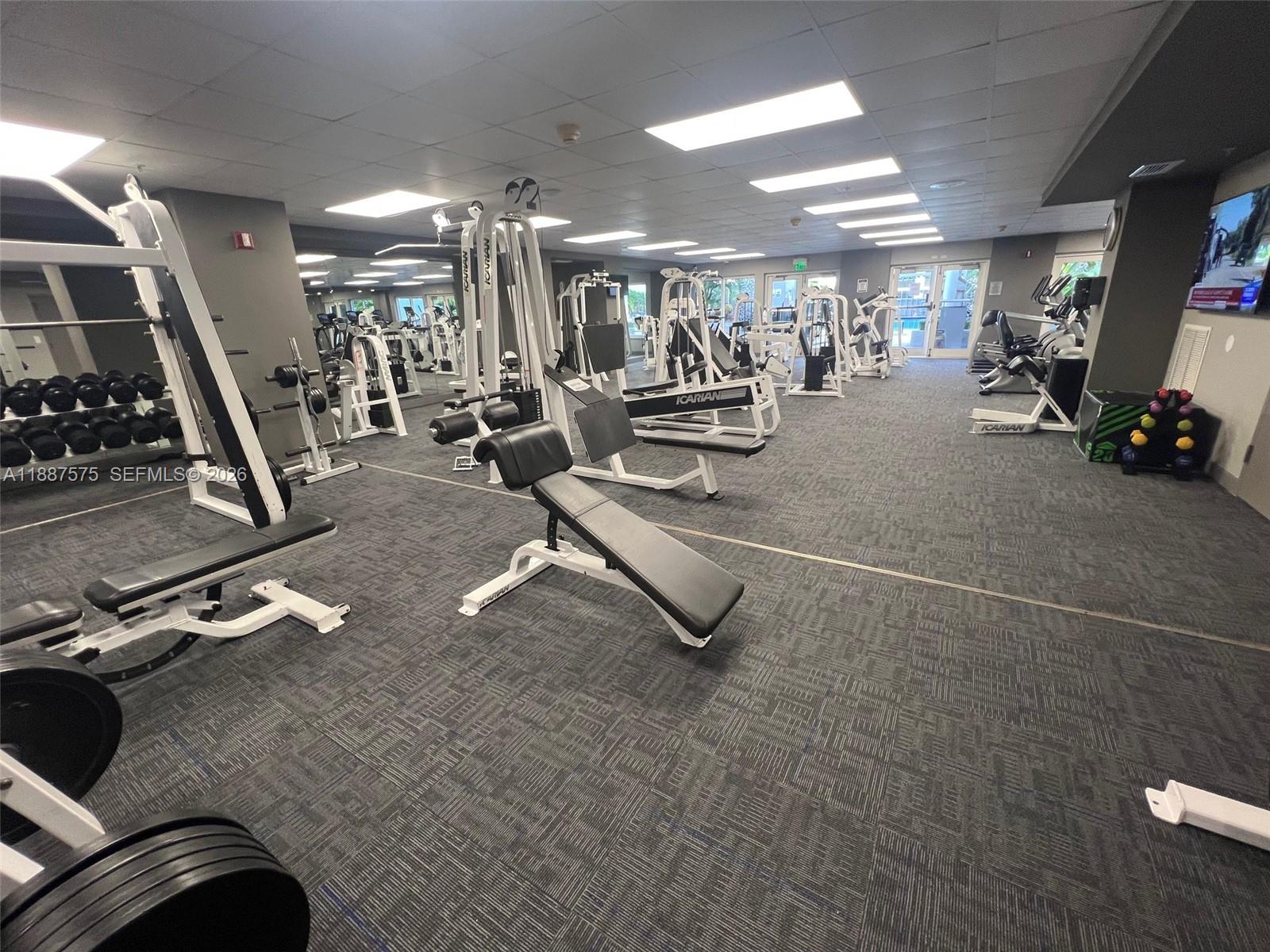 185 SE 14th Ter #910, Miami FL 33131