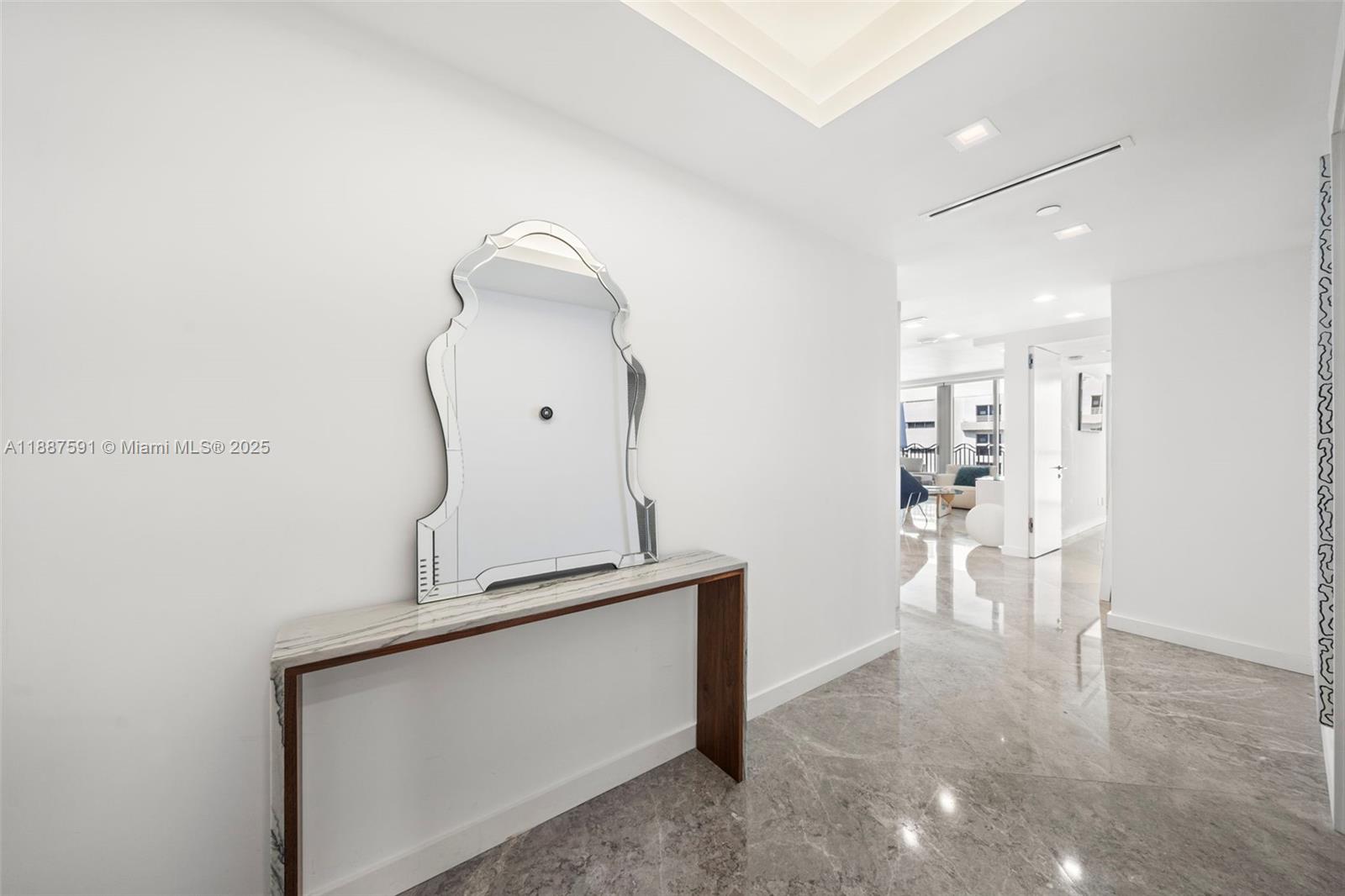 1500 Ocean Dr #UPH-5, Miami Beach FL 33139