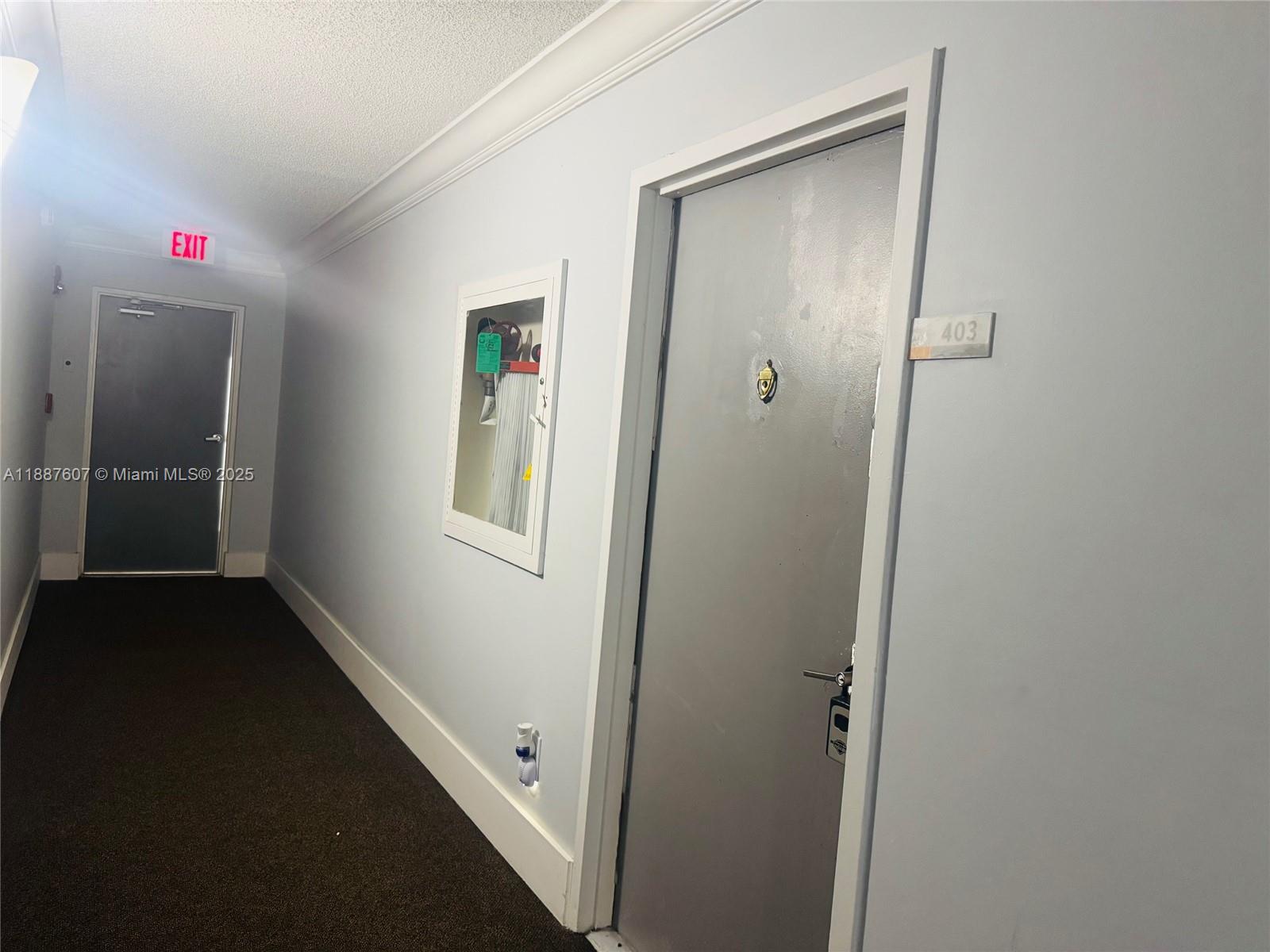 2000 NE 135th St #403, North Miami FL 33181