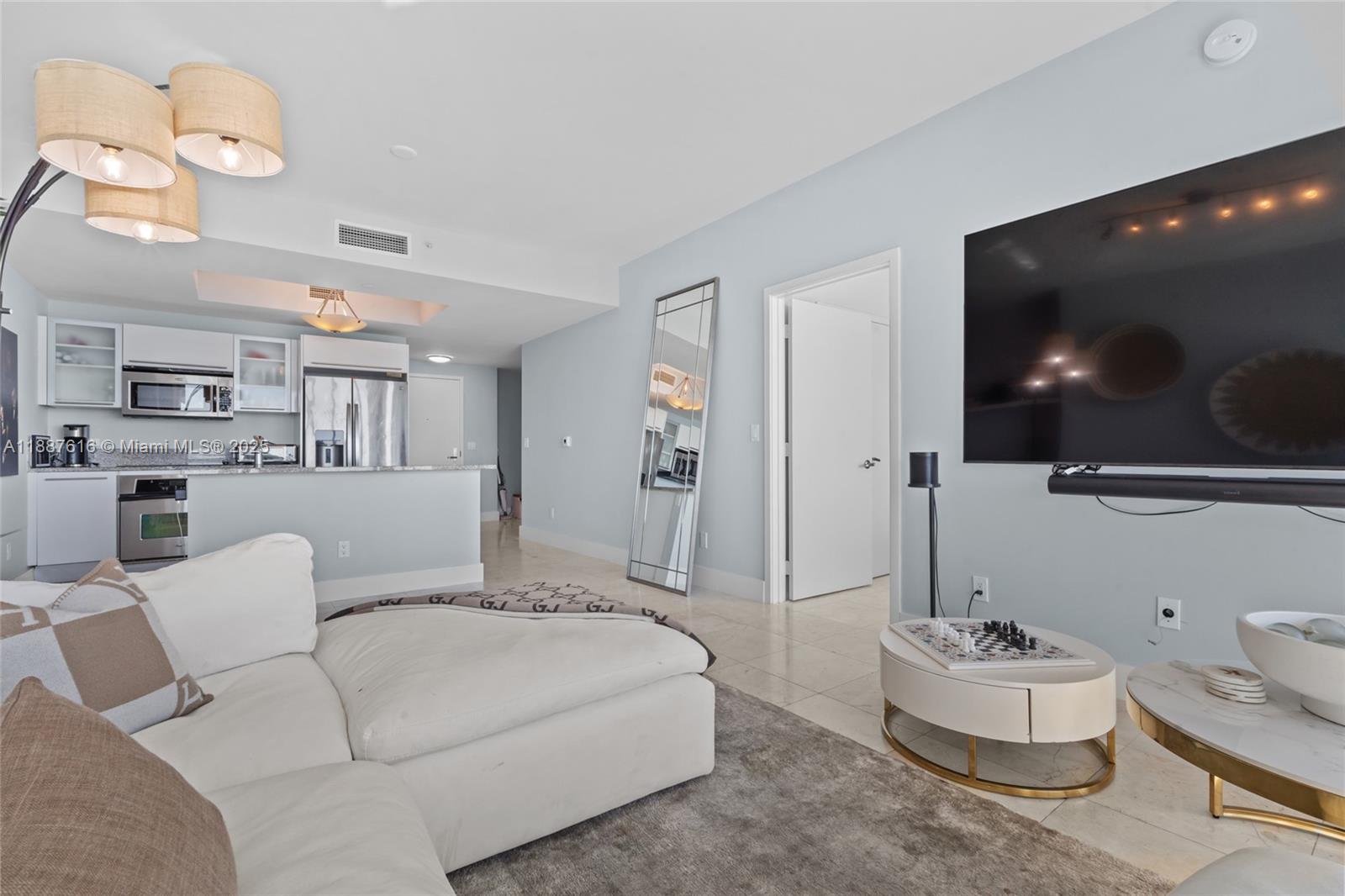 888 Biscayne Blvd #4203, Miami FL 33132