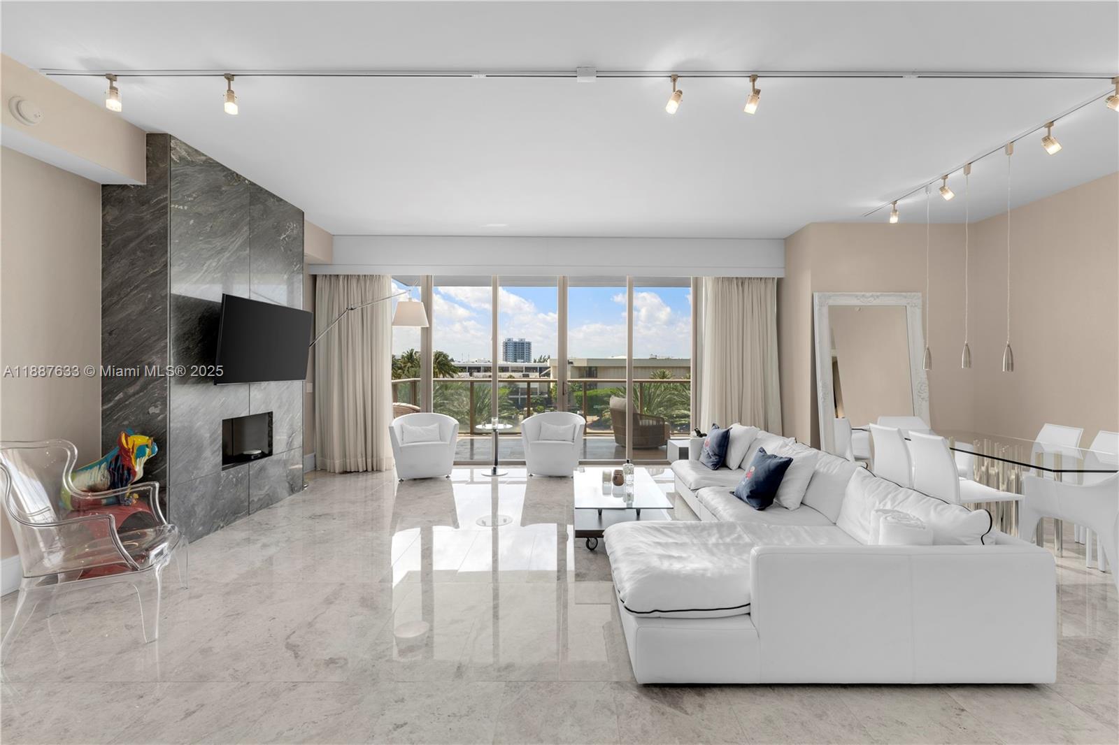 Bal Harbour FL 33154 - A11887633