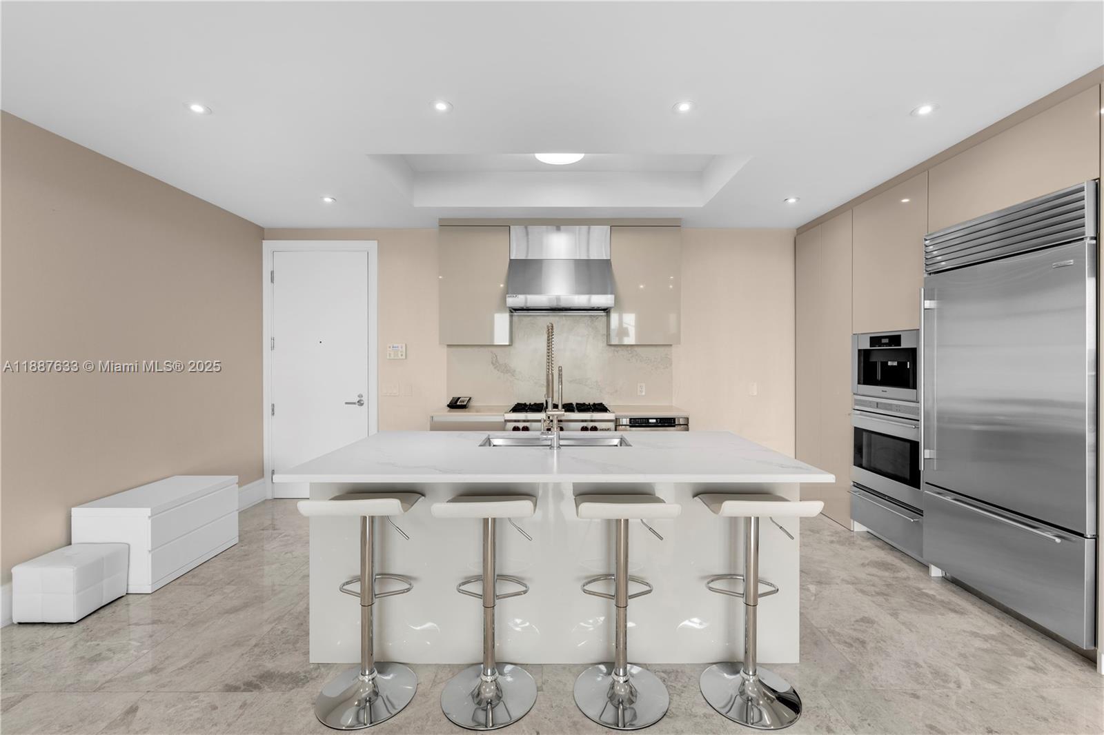 Bal Harbour FL 33154 - A11887633