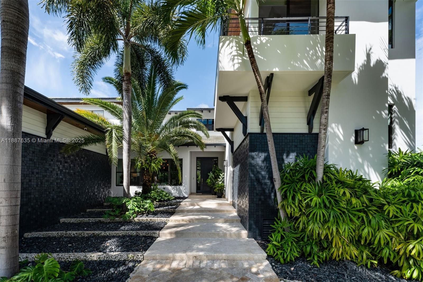 330 Caribbean Rd, Key Biscayne FL 33149