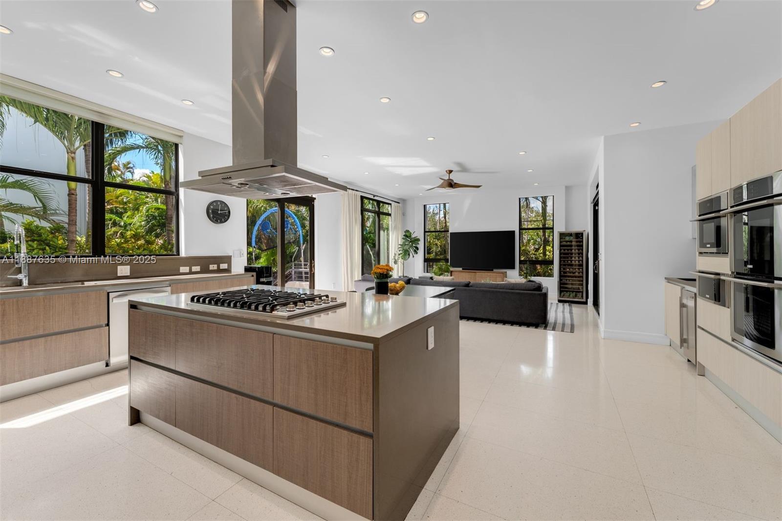 330 Caribbean Rd, Key Biscayne FL 33149