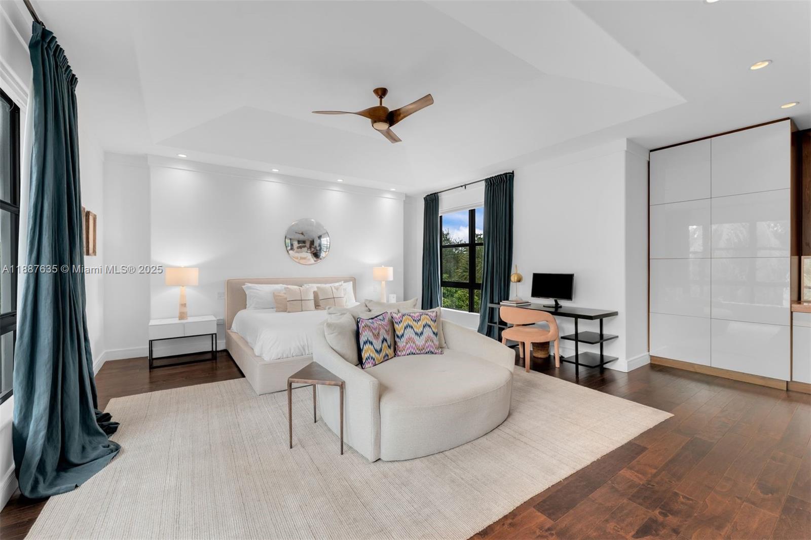 330 Caribbean Rd, Key Biscayne FL 33149