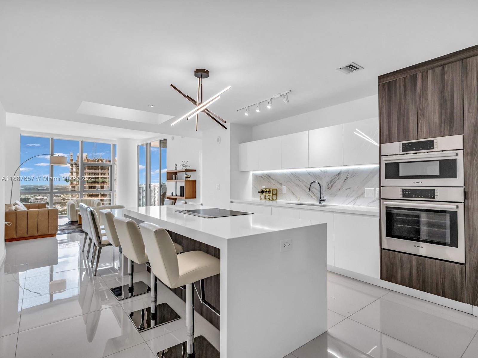 851 NE 1st Ave #3201, Miami FL 33132