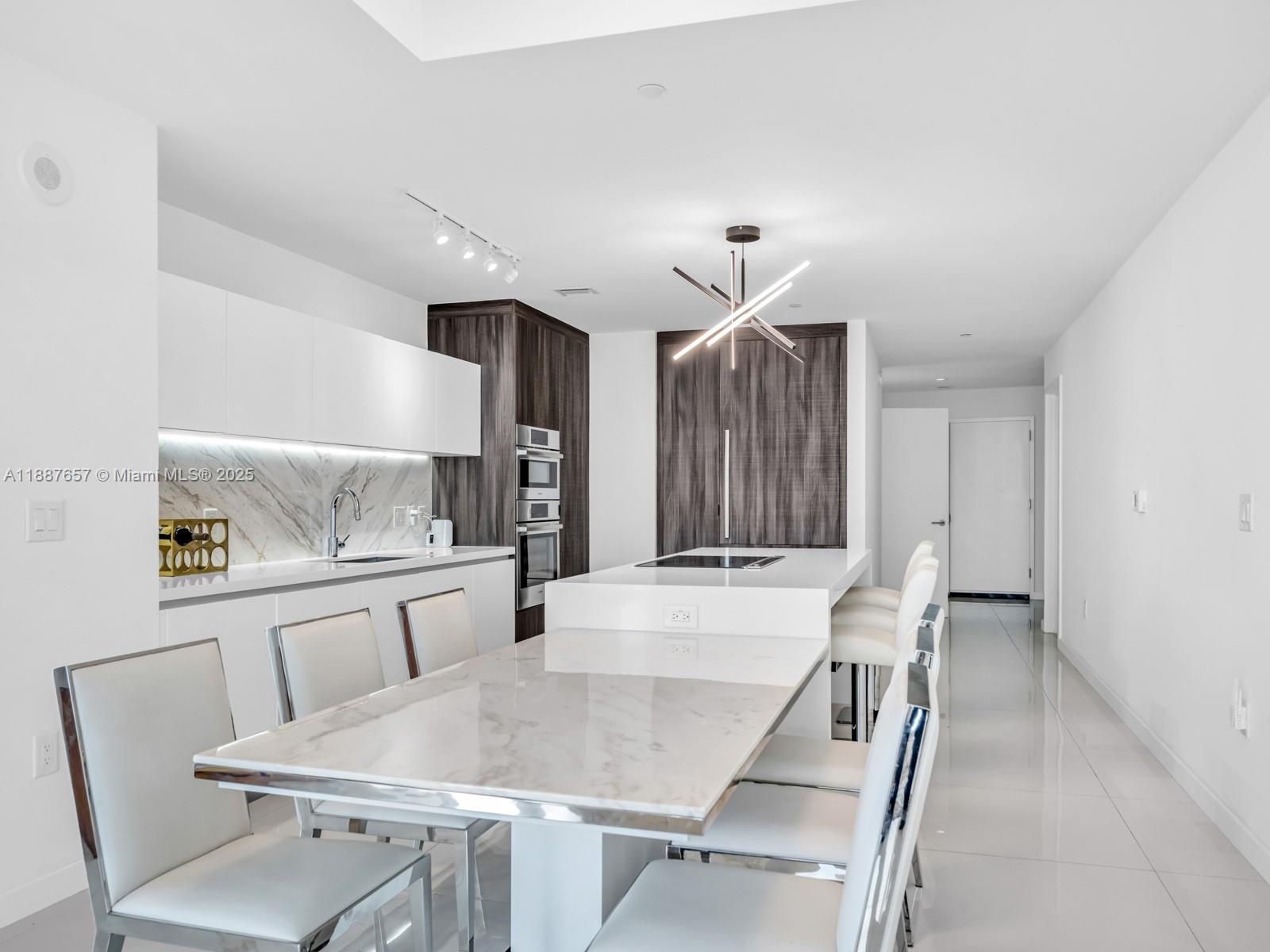 851 NE 1st Ave #3201, Miami FL 33132