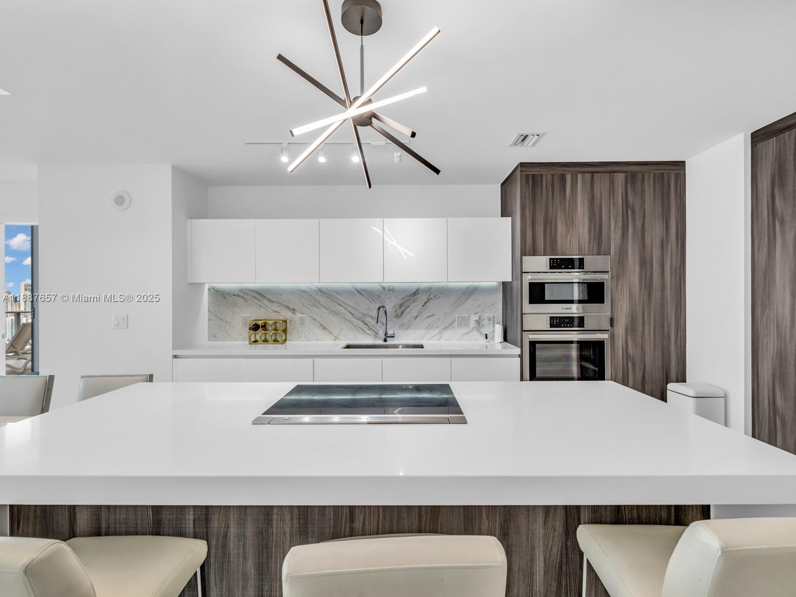 851 NE 1st Ave #3201, Miami FL 33132