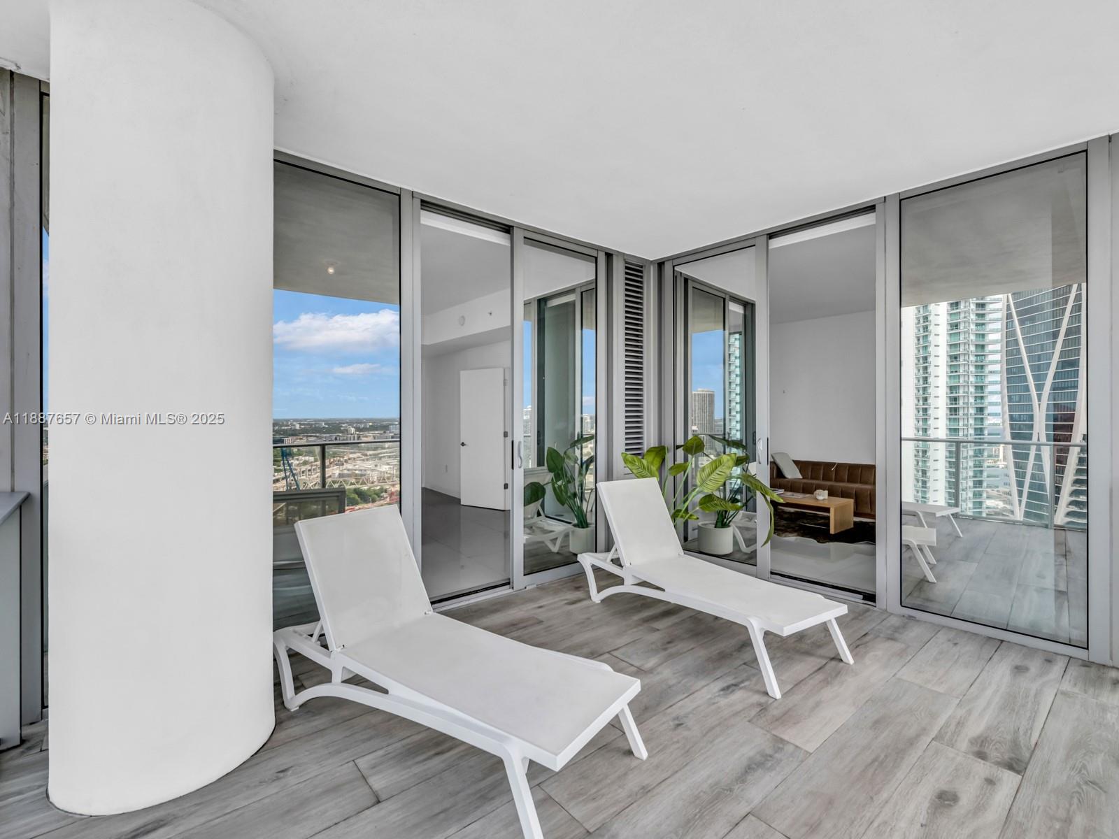 851 NE 1st Ave #3201, Miami FL 33132