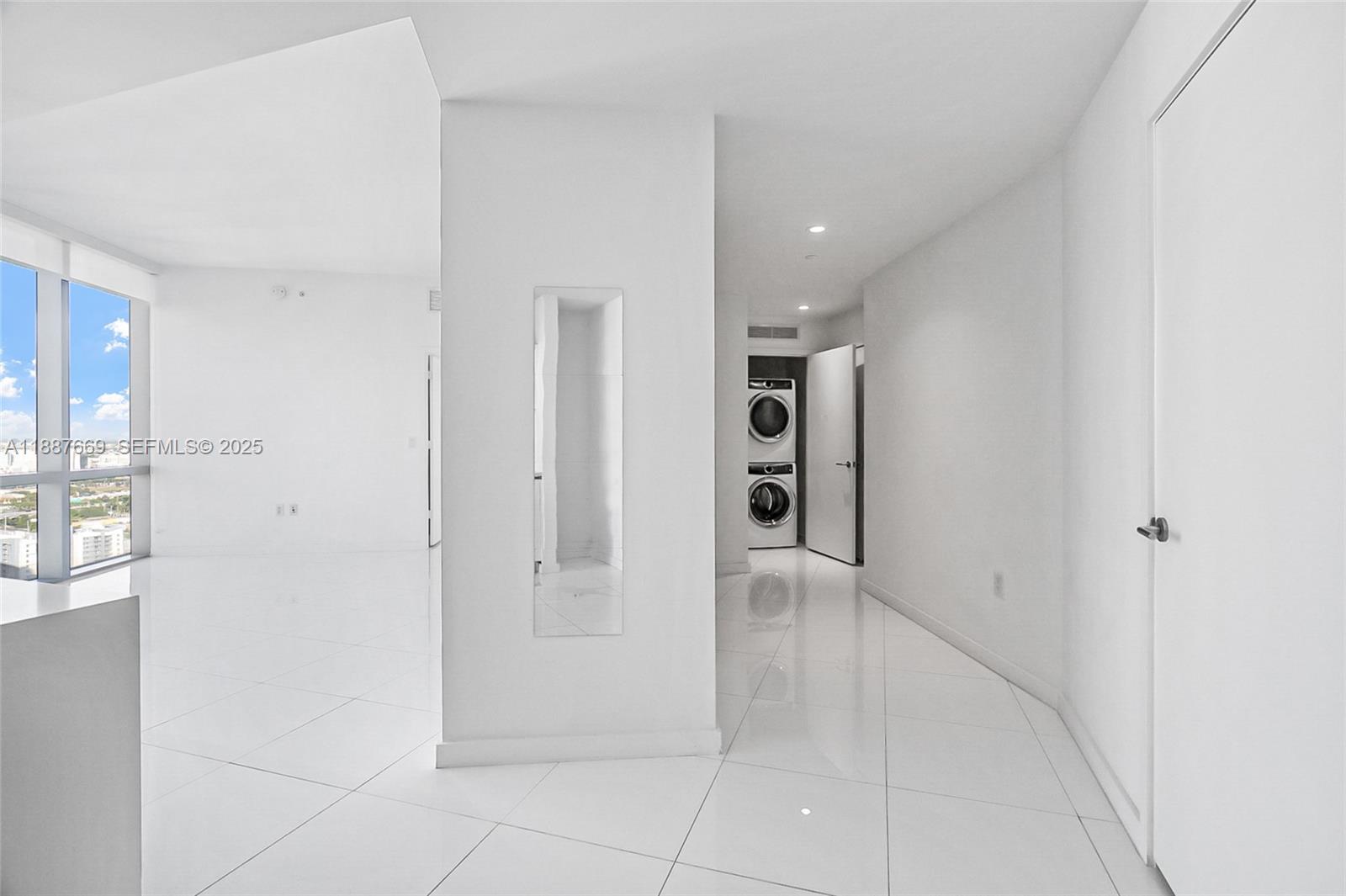 851 NE 1st Ave #2802, Miami FL 33132