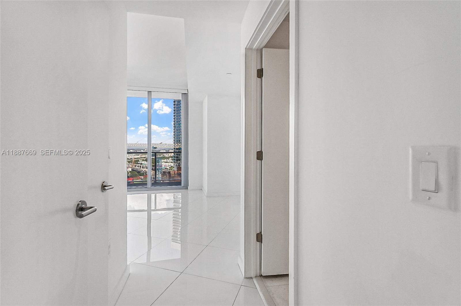 851 NE 1st Ave #2802, Miami FL 33132
