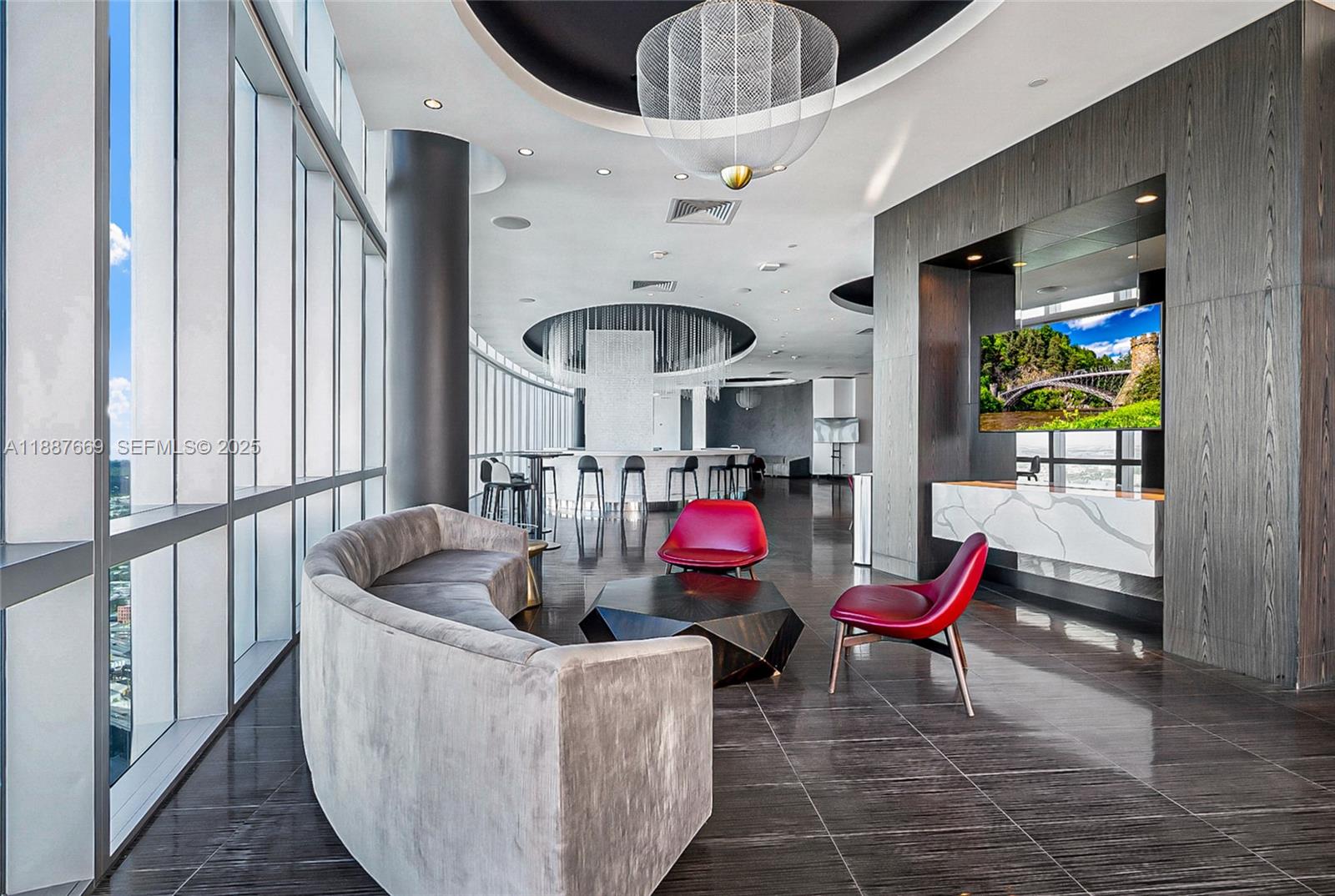 851 NE 1st Ave #2802, Miami FL 33132