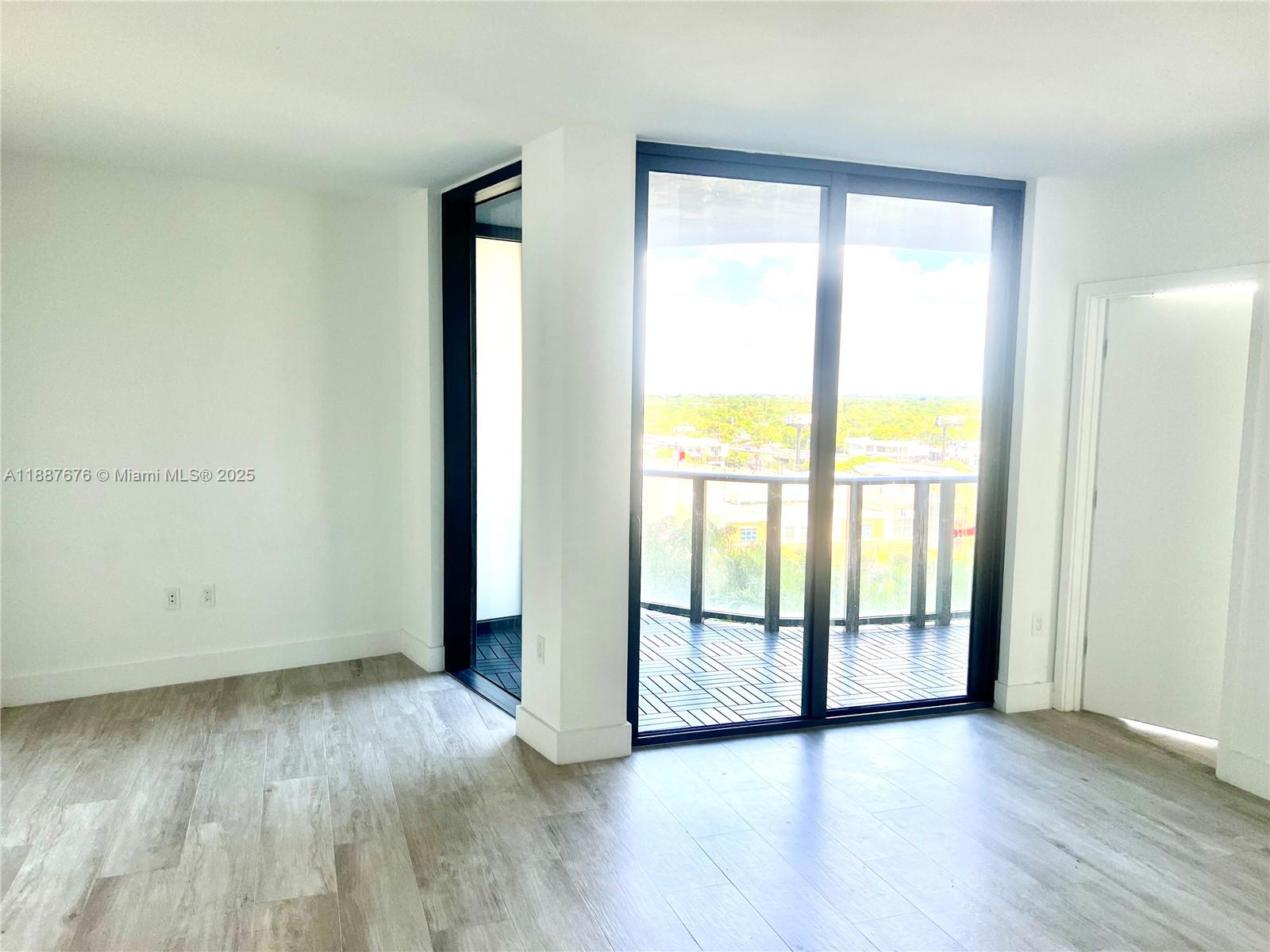 121 NE 34th St #1114, Miami FL 33137