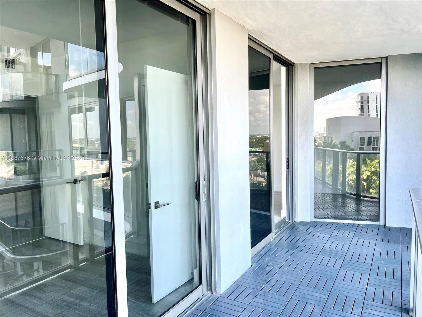 121 NE 34th St #1114, Miami FL 33137