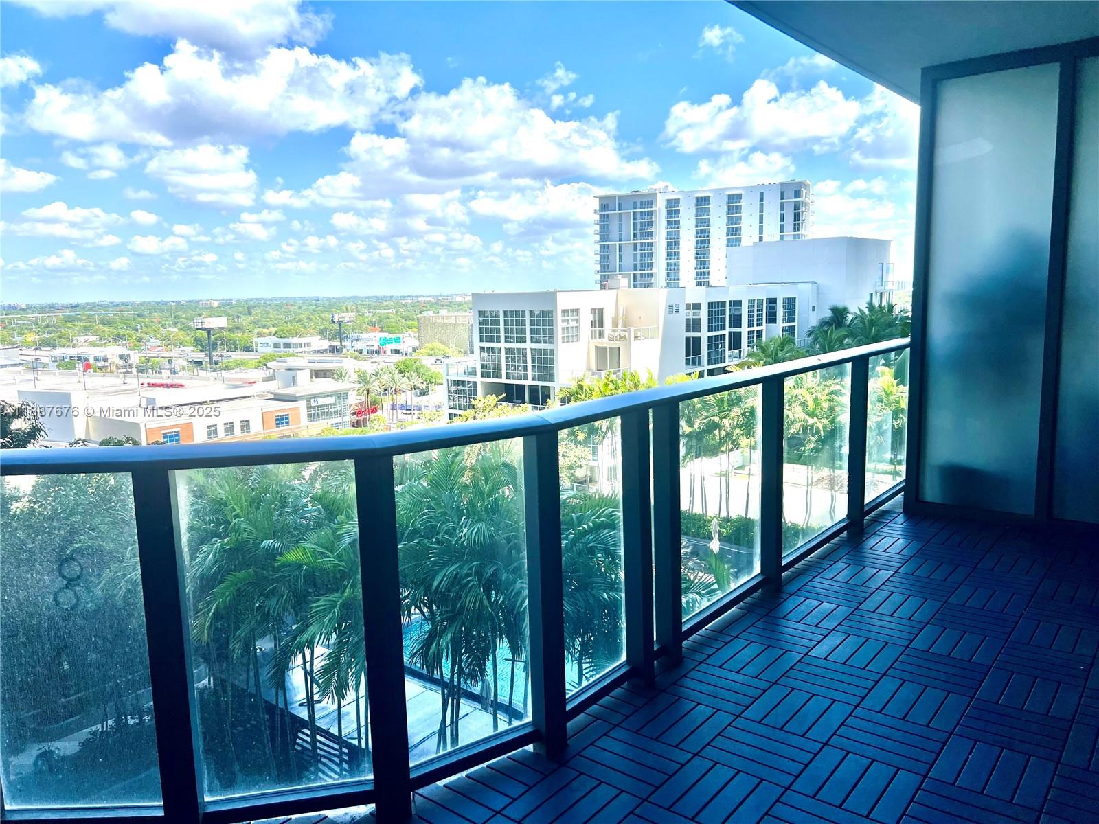 121 NE 34th St #1114, Miami FL 33137