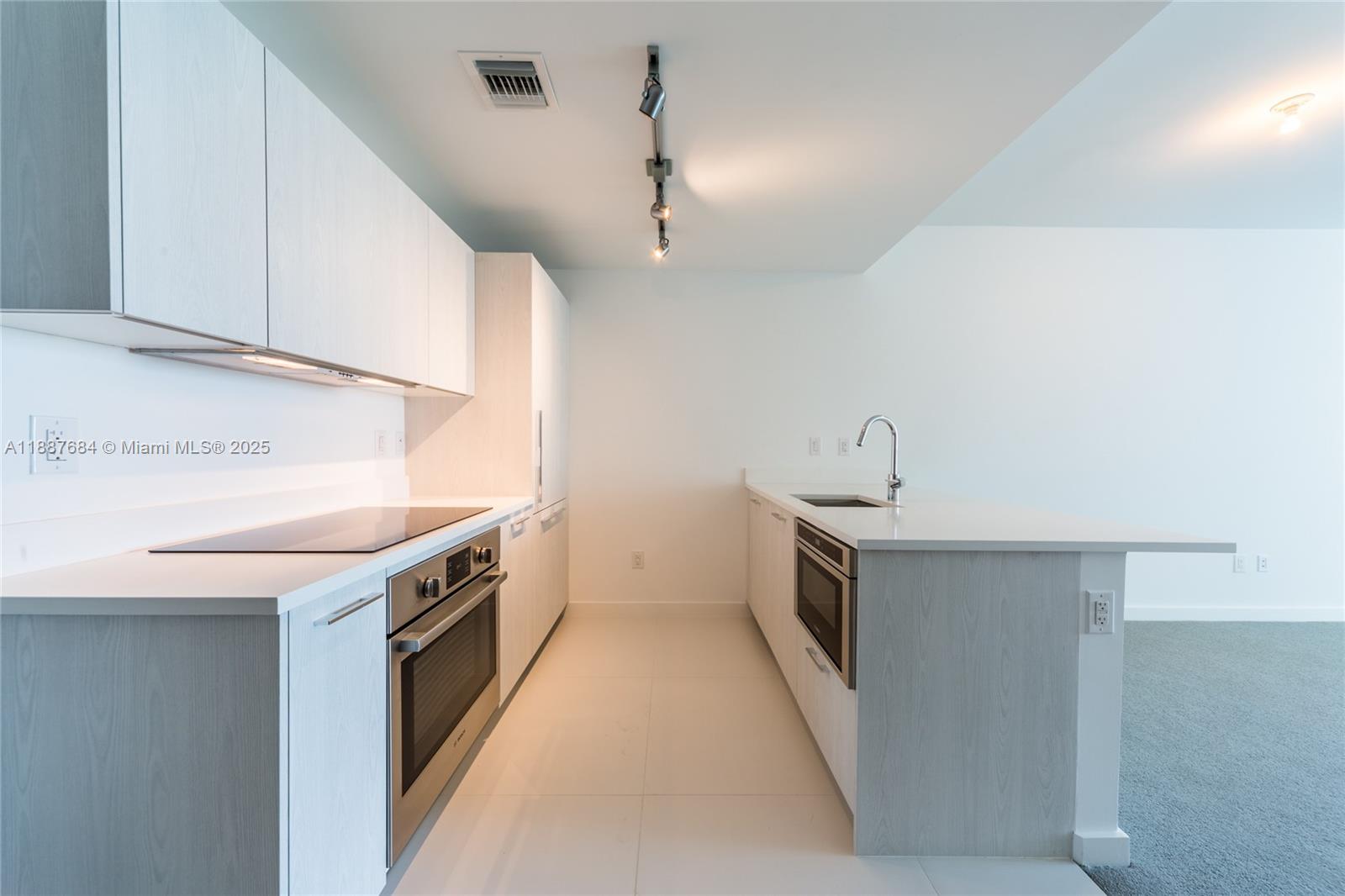 501 NE 31st St #2303, Miami FL 33137