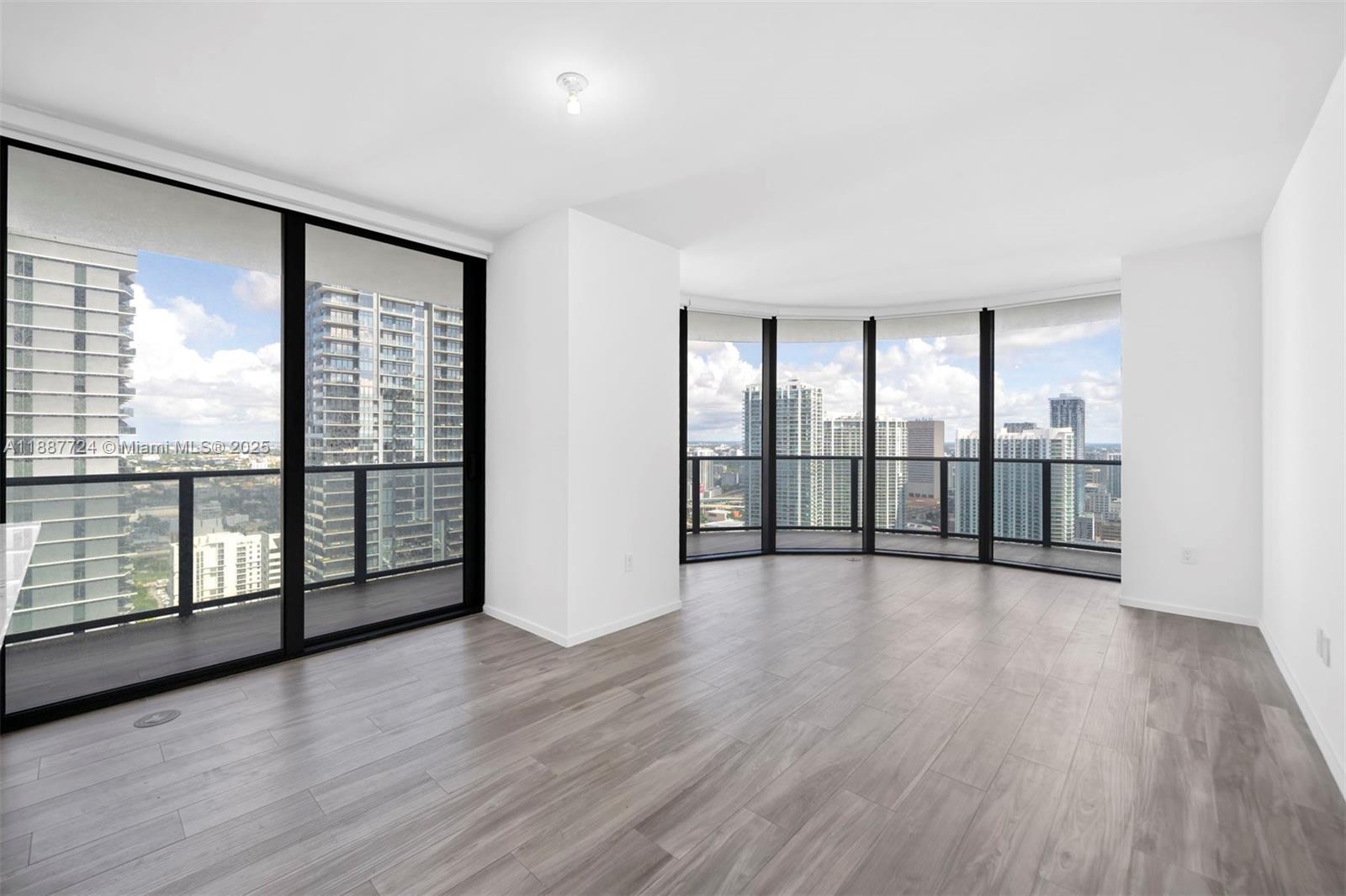 801 S Miami Ave #3809, Miami FL 33130