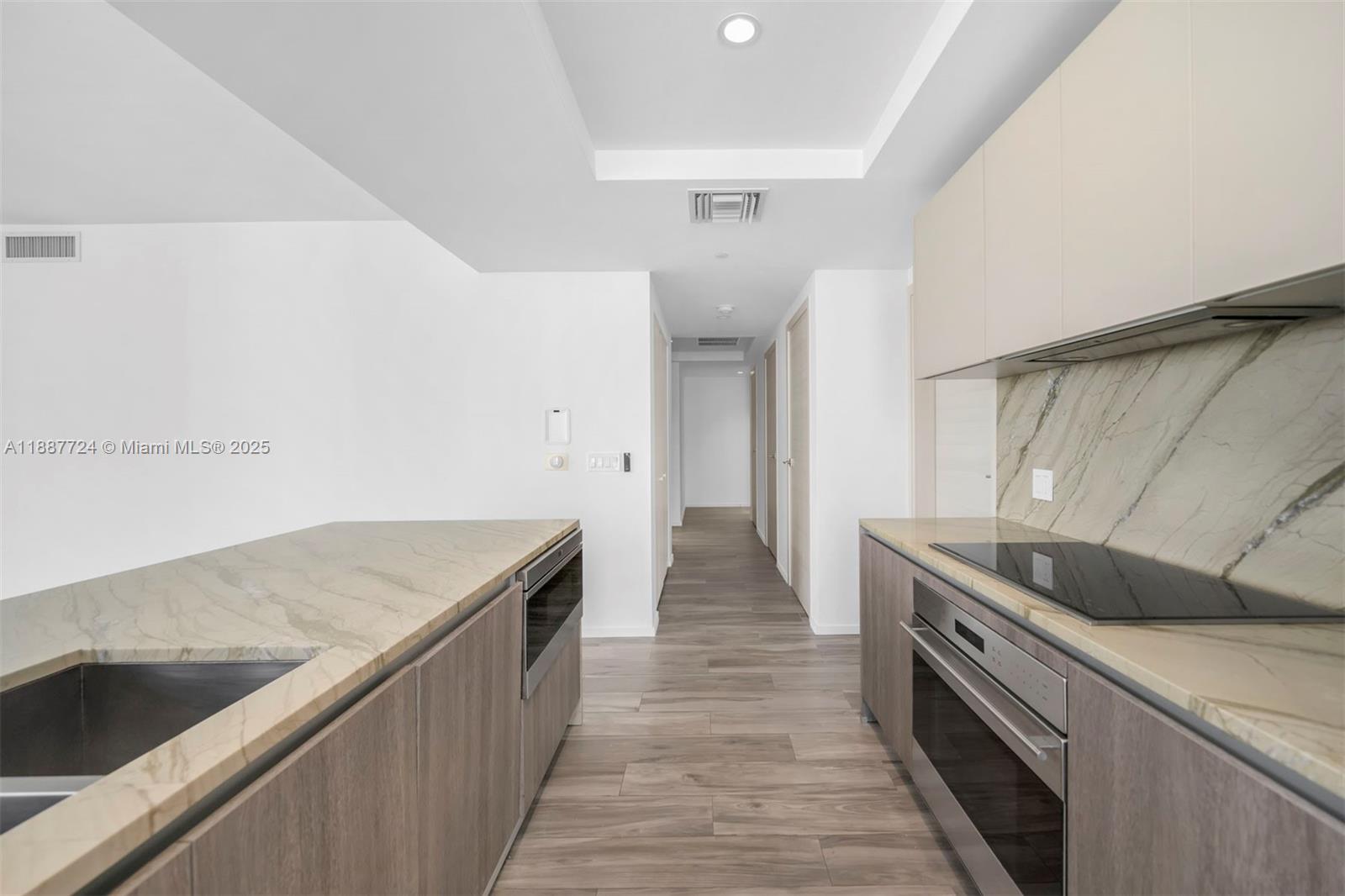 801 S Miami Ave #3809, Miami FL 33130