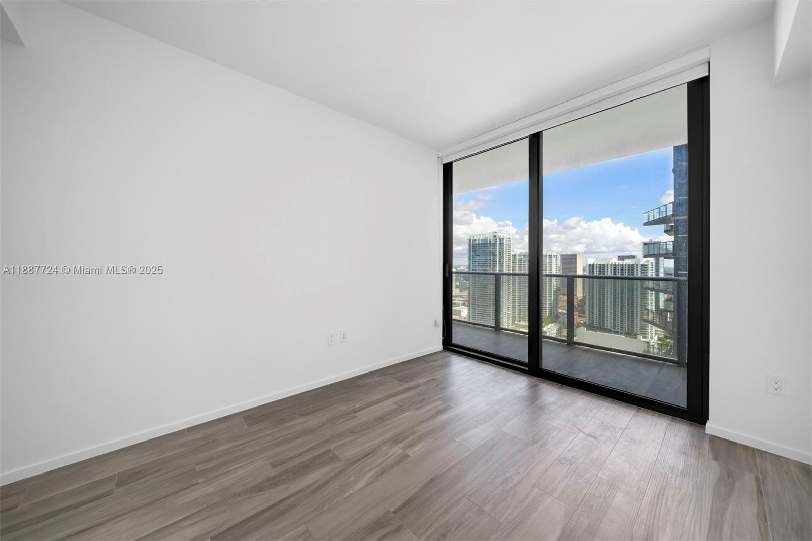 801 S Miami Ave #3809, Miami FL 33130