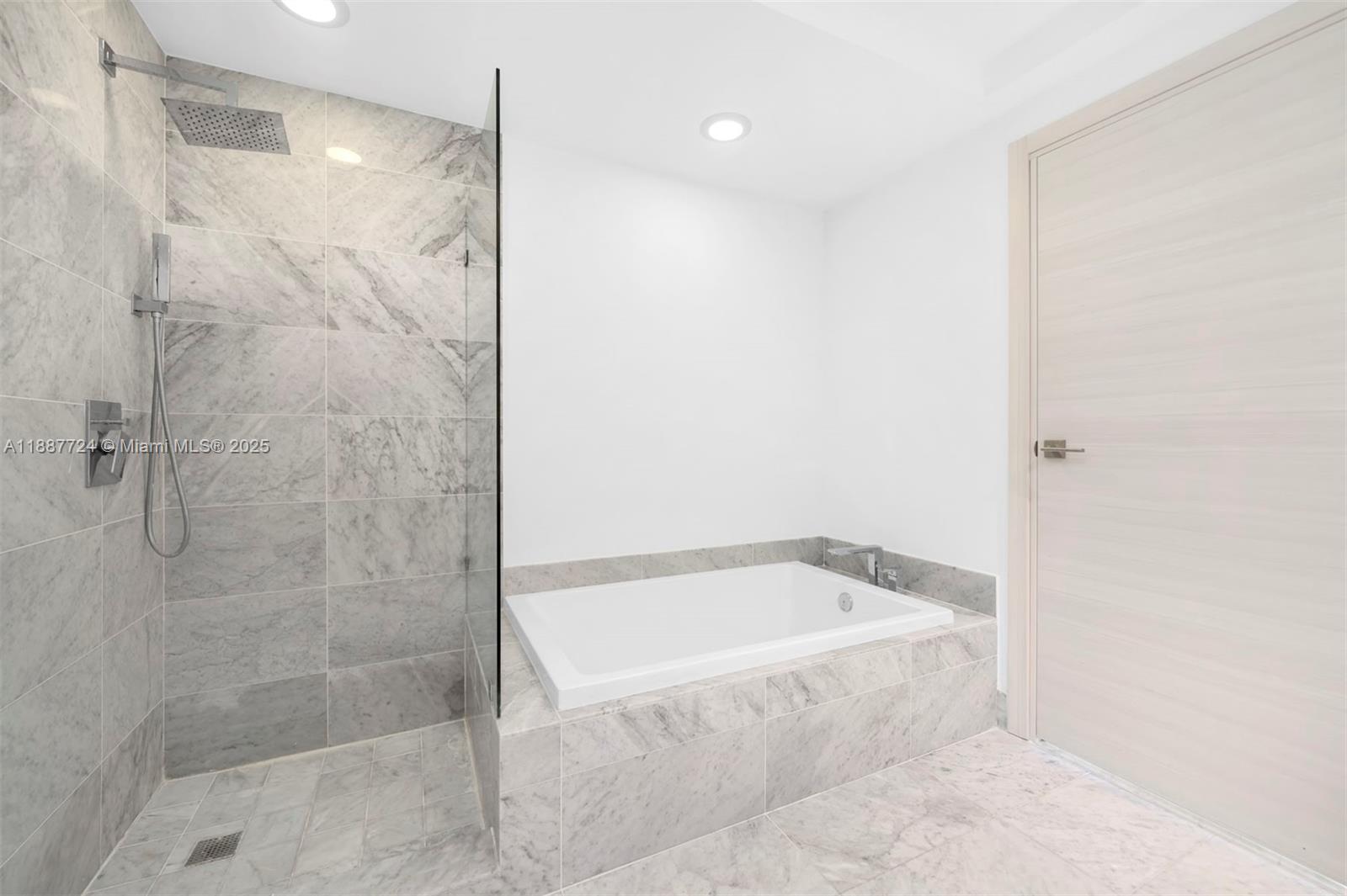 801 S Miami Ave #3809, Miami FL 33130
