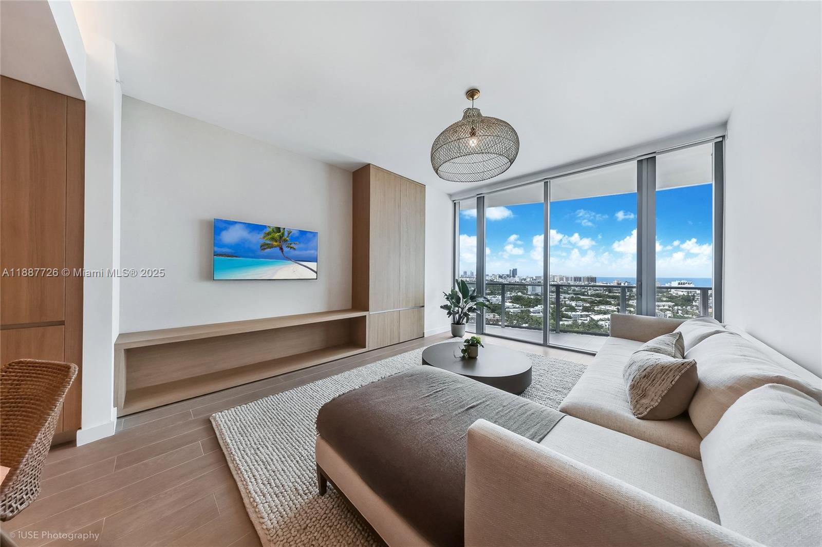 500 Alton Rd #1906, Miami Beach FL 33139