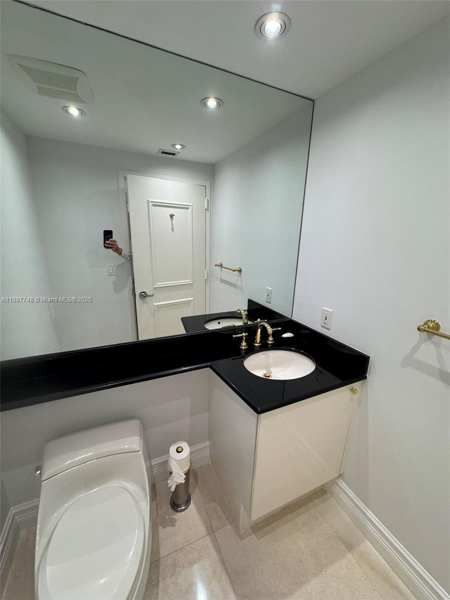 791 Crandon Blvd #1506, Key Biscayne FL 33149