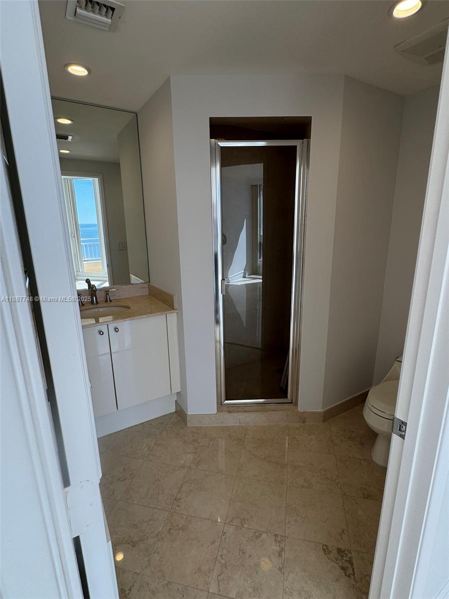 791 Crandon Blvd #1506, Key Biscayne FL 33149
